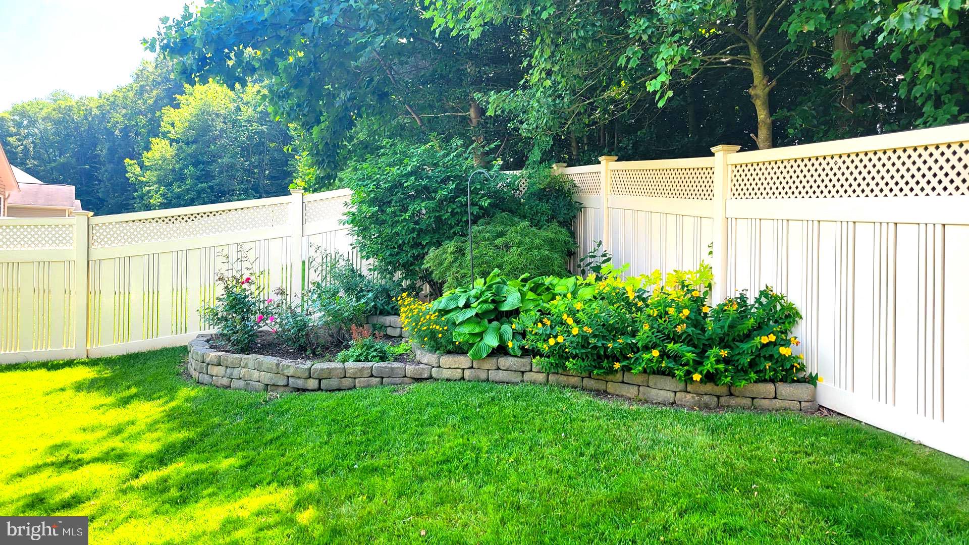 SADDLEBROOK WEST - Residential