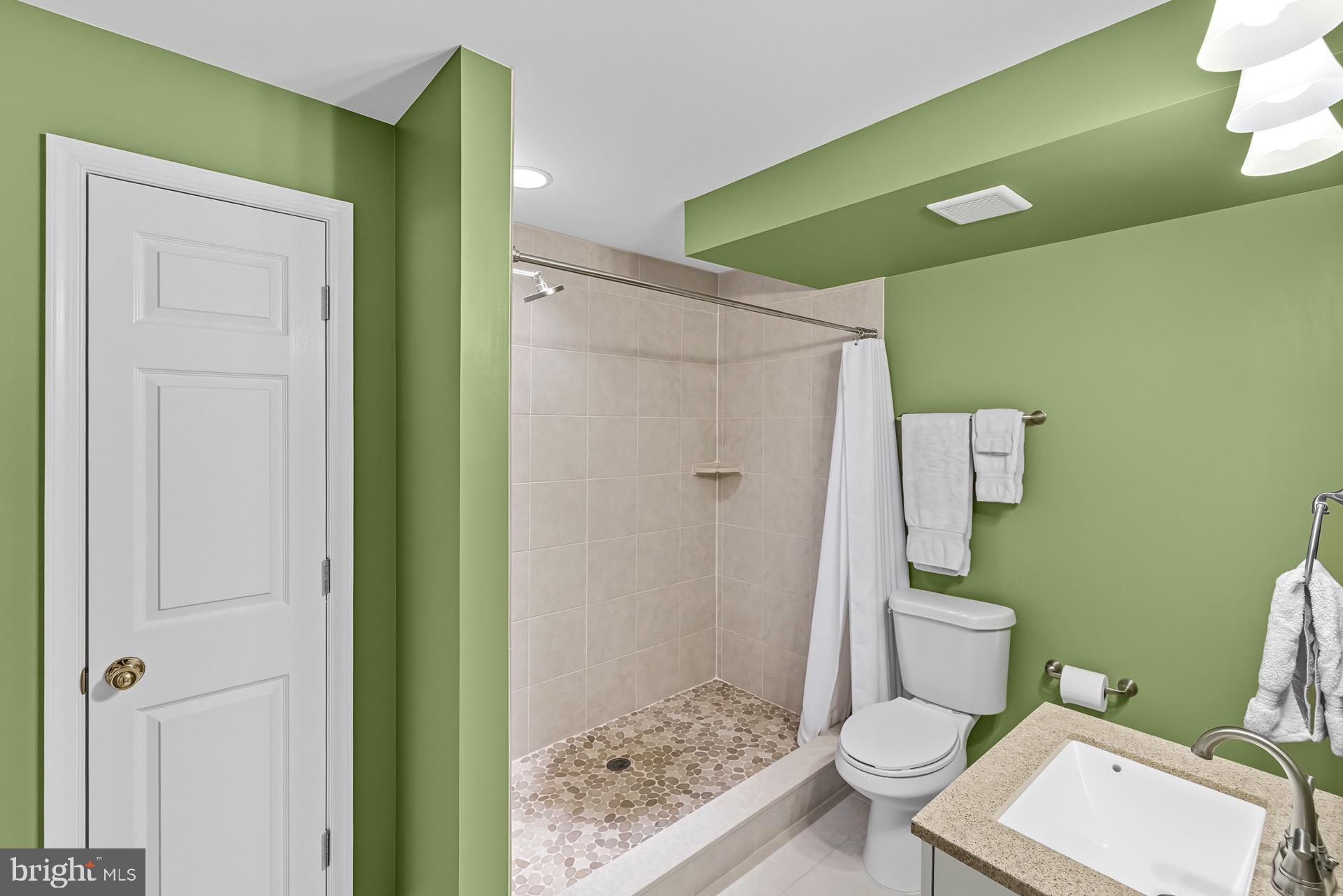 SADDLEBROOK WEST - Residential