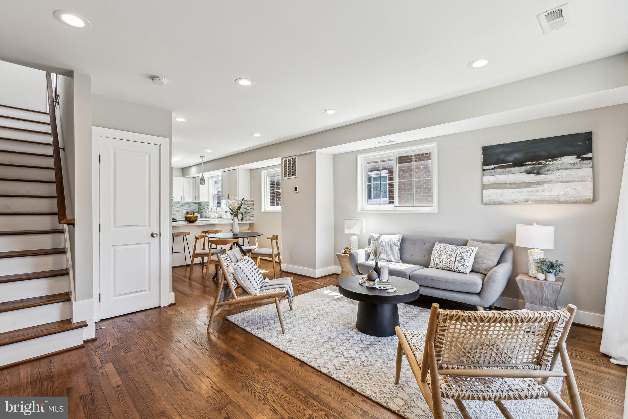 NORTH MICHIGAN PARK - Residential