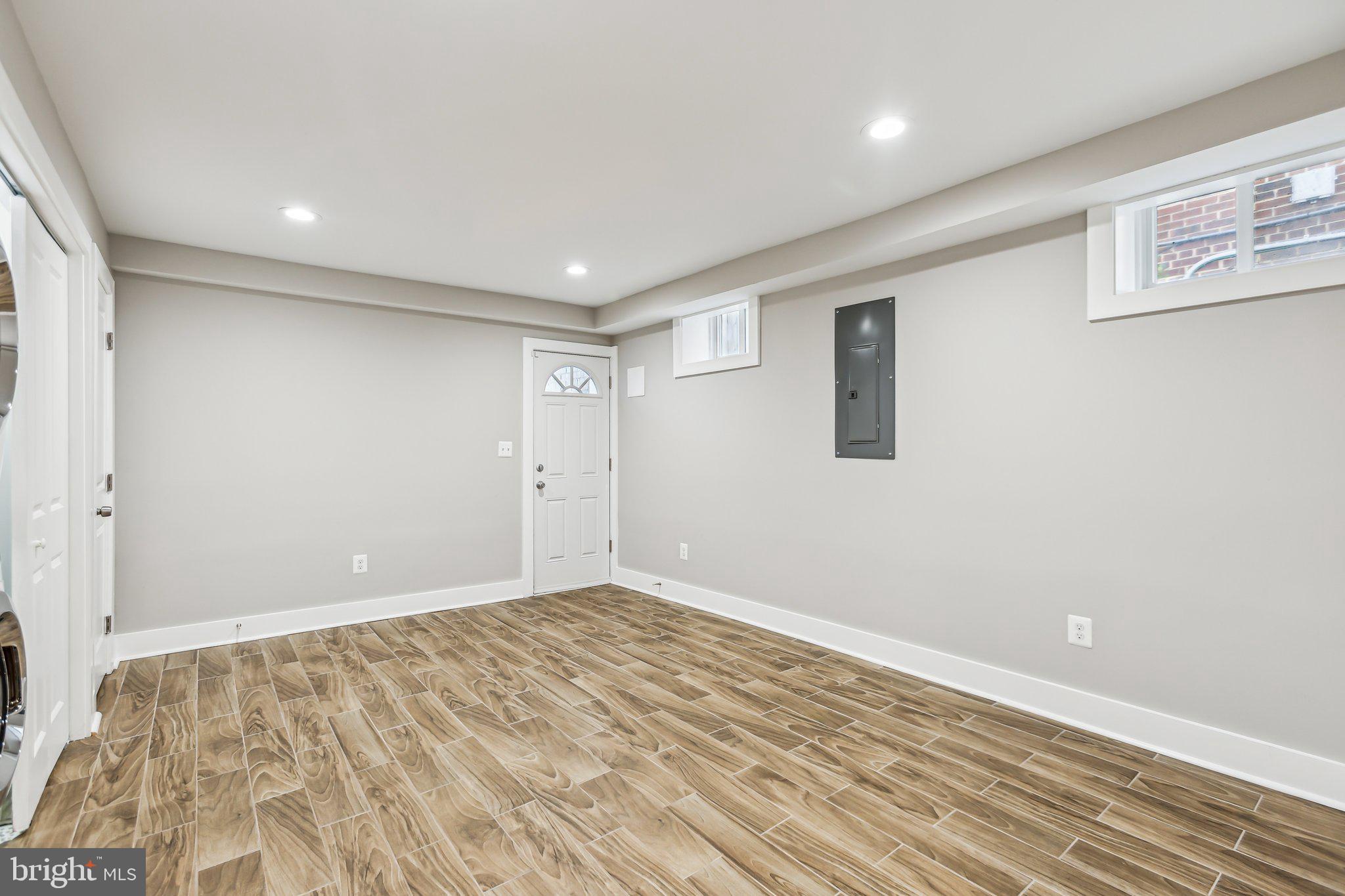 NORTH MICHIGAN PARK - Residential