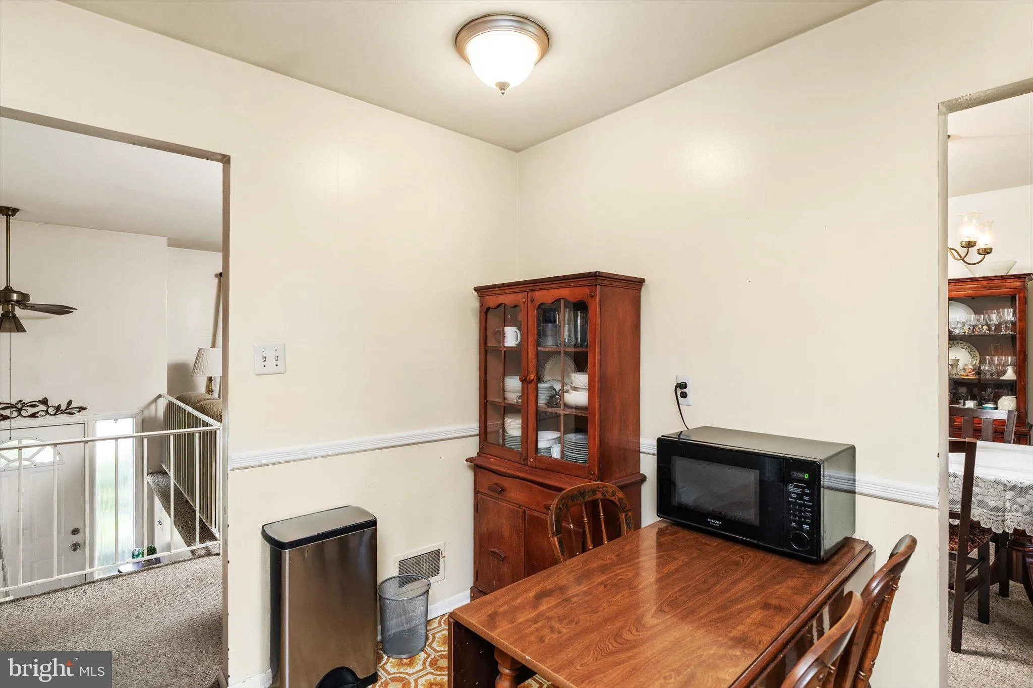 Lawrenceville, New Jersey 08648, United States, 4 Bedrooms Bedrooms, ,3 BathroomsBathrooms,Residential,Active,184502