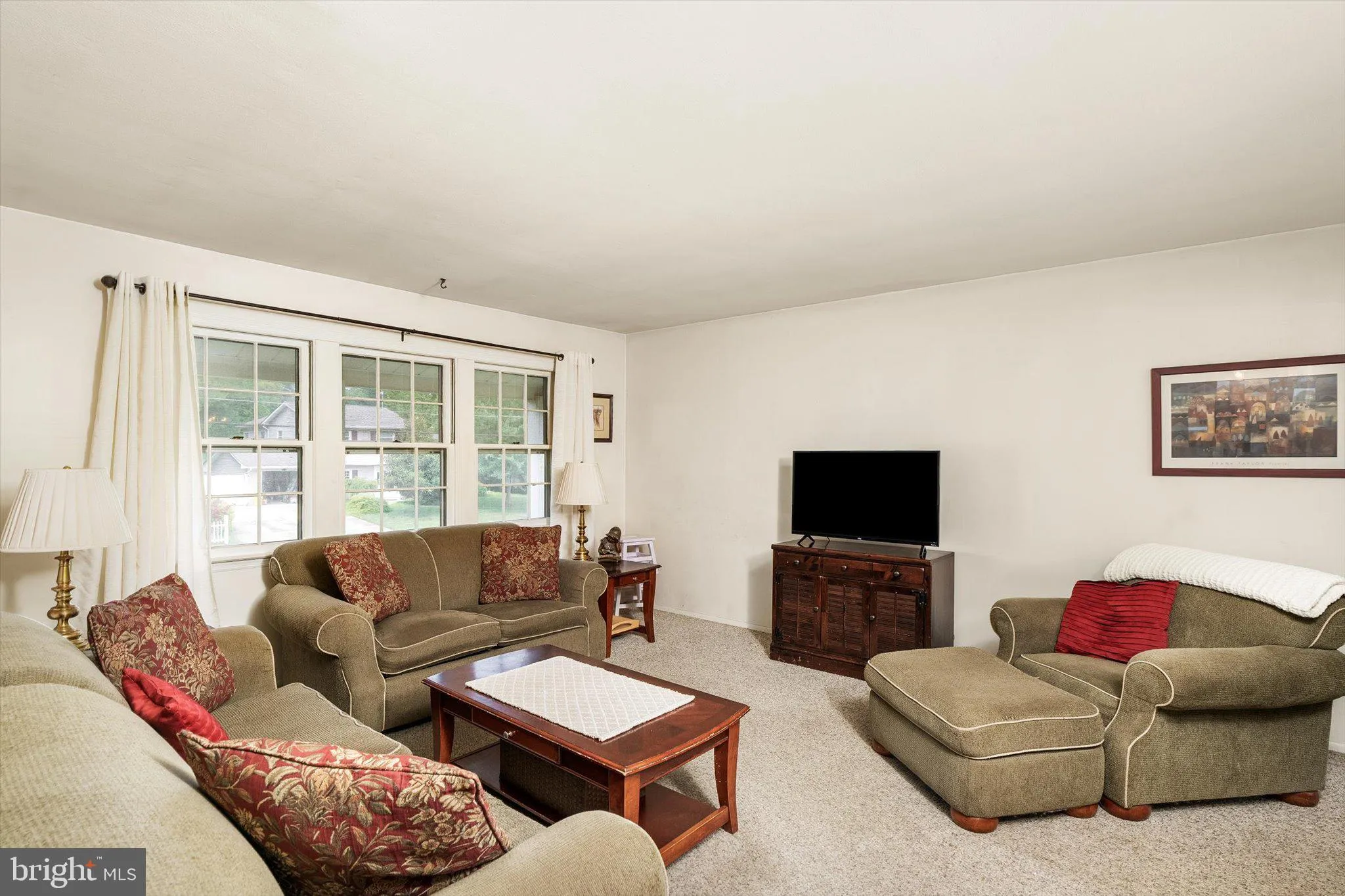 Lawrenceville, New Jersey 08648, United States, 4 Bedrooms Bedrooms, ,3 BathroomsBathrooms,Residential,Active,184502