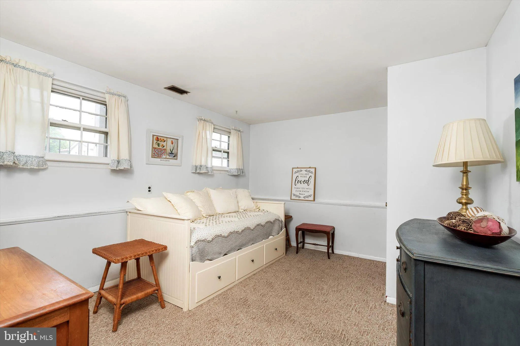 Lawrenceville, New Jersey 08648, United States, 4 Bedrooms Bedrooms, ,3 BathroomsBathrooms,Residential,Active,184502