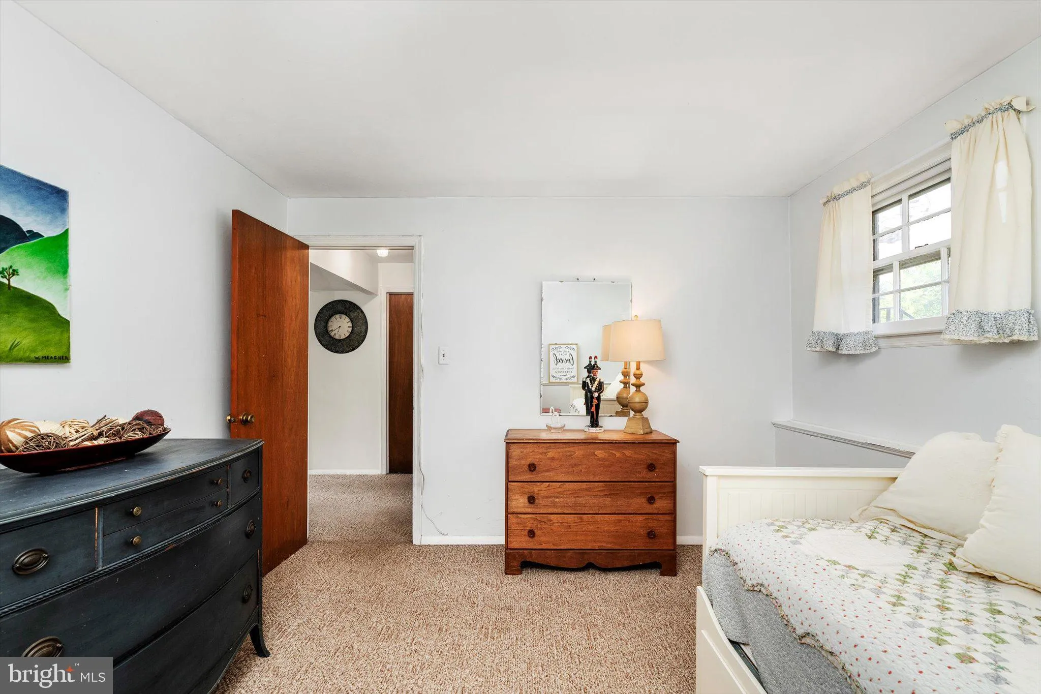 Lawrenceville, New Jersey 08648, United States, 4 Bedrooms Bedrooms, ,3 BathroomsBathrooms,Residential,Active,184502