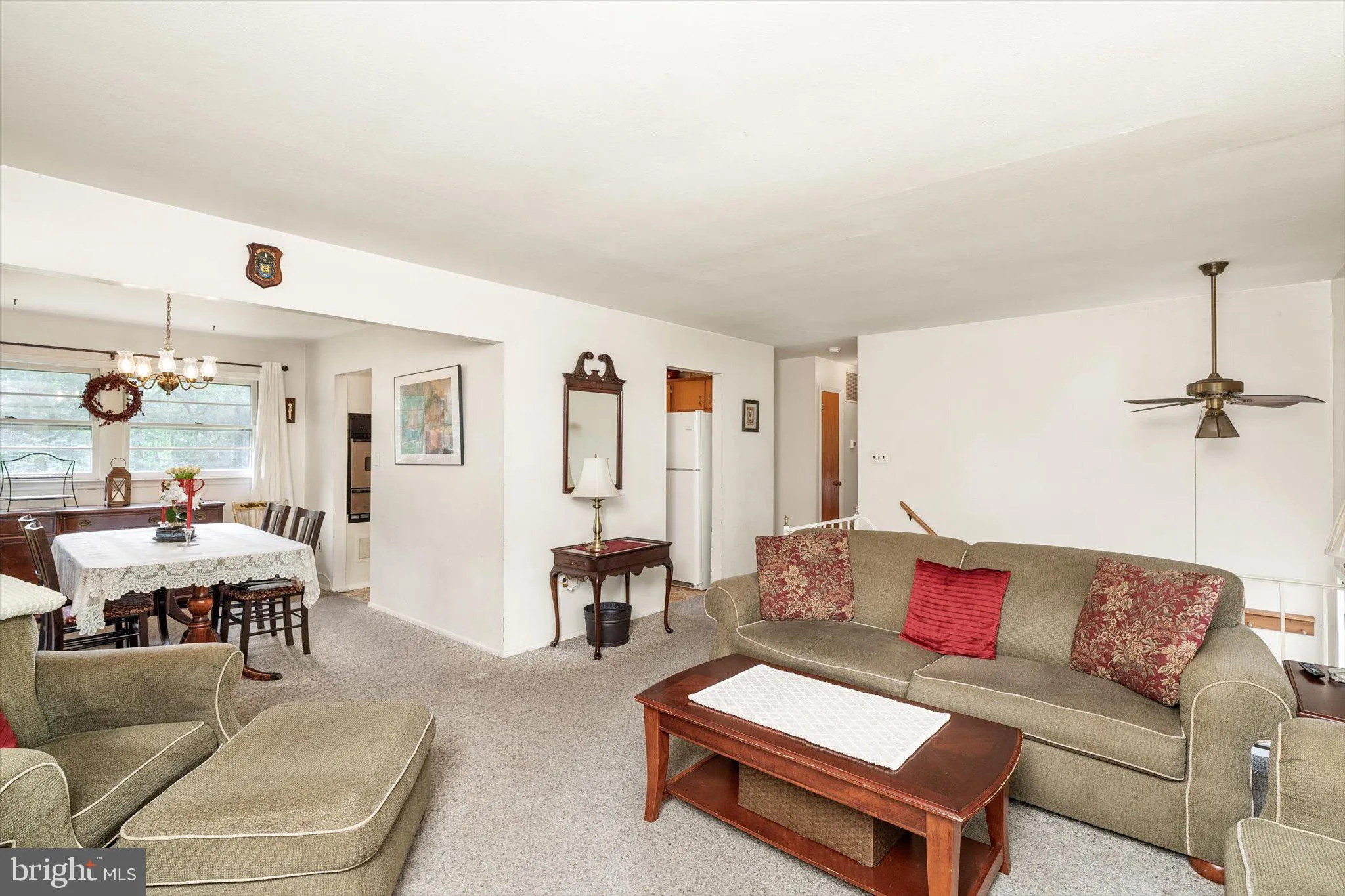 Lawrenceville, New Jersey 08648, United States, 4 Bedrooms Bedrooms, ,3 BathroomsBathrooms,Residential,Active,184502