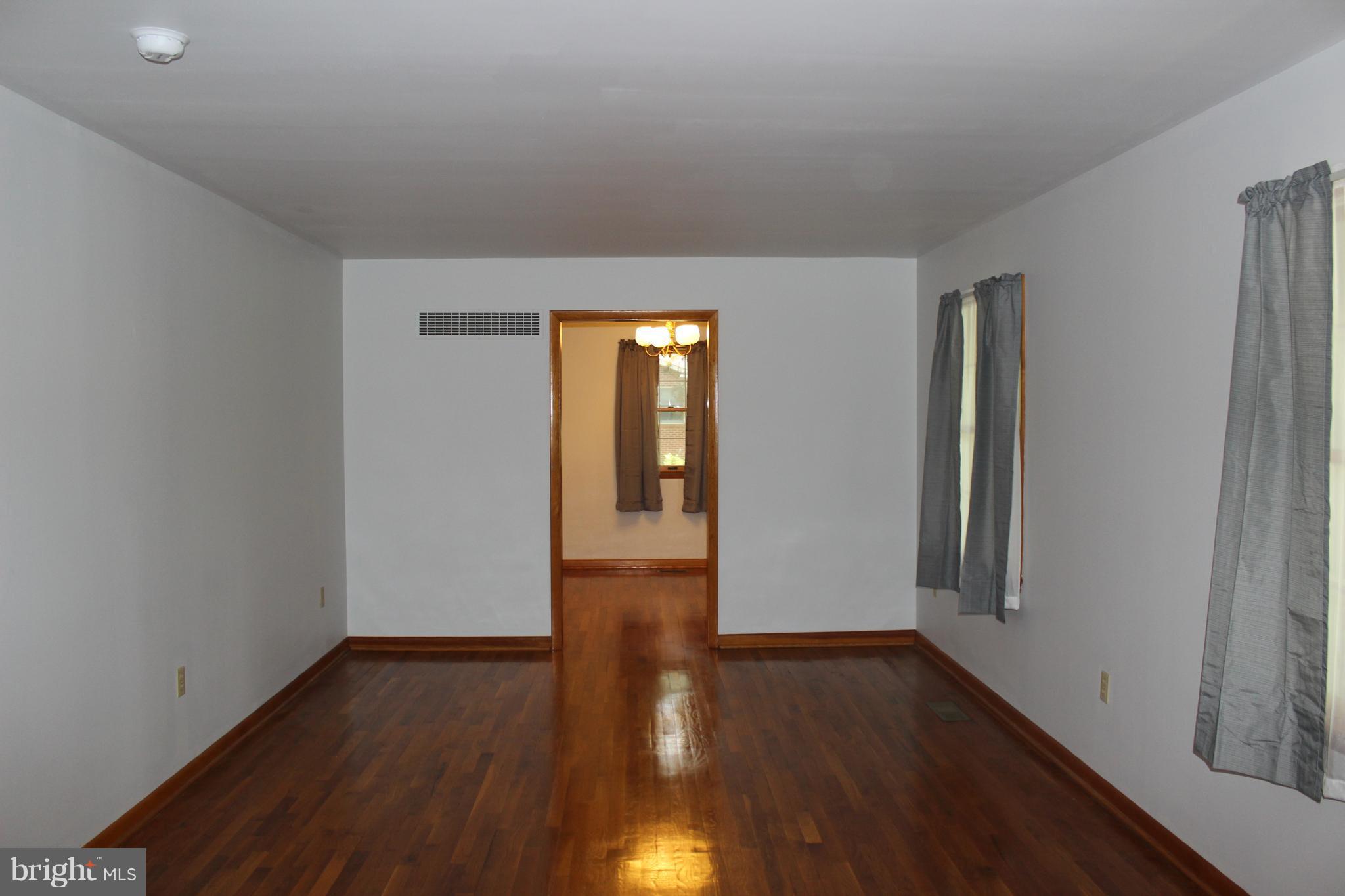 SARAH SKIPPER LANDS - Residential Lease