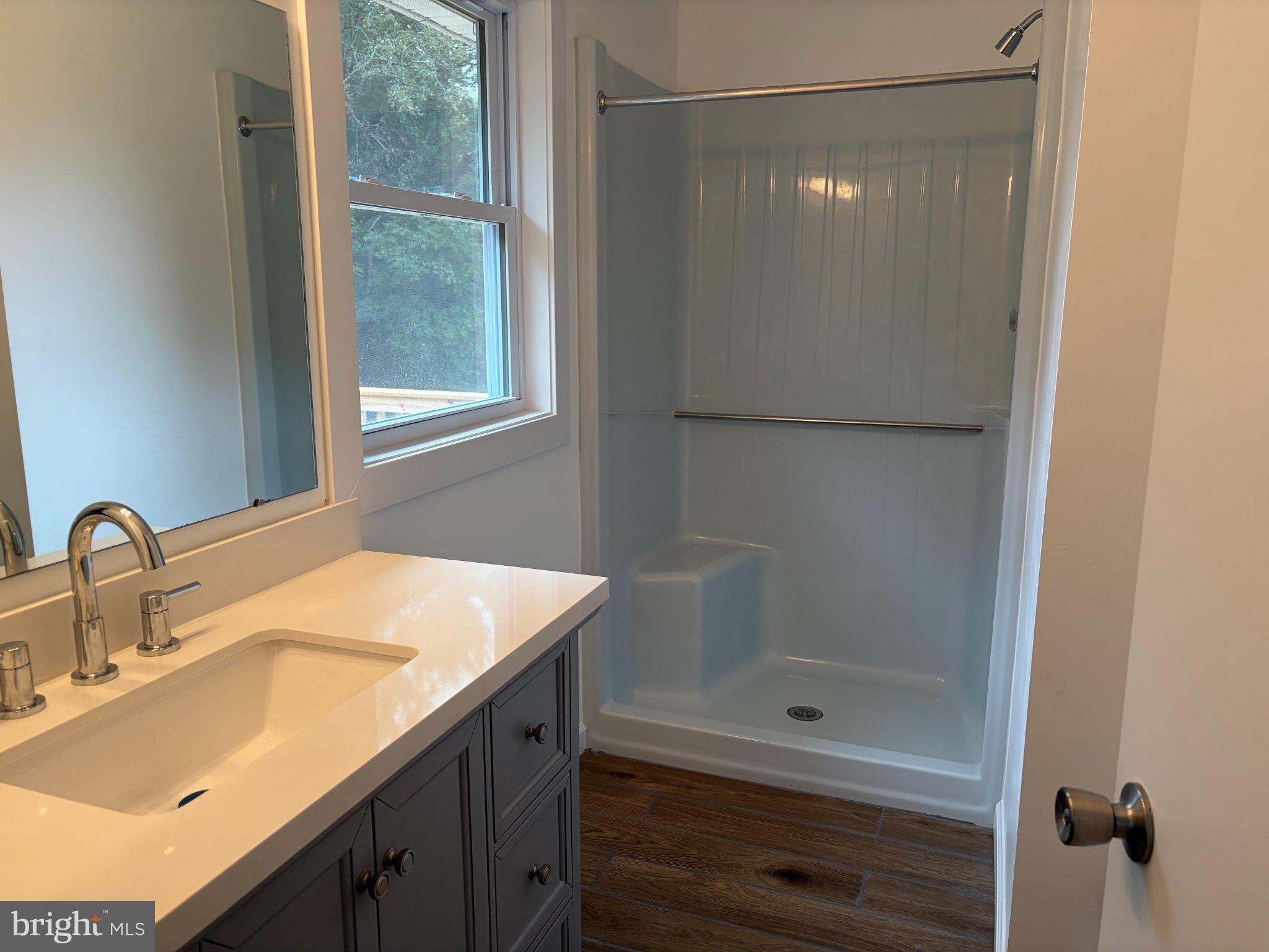 813 PRICE ROAD