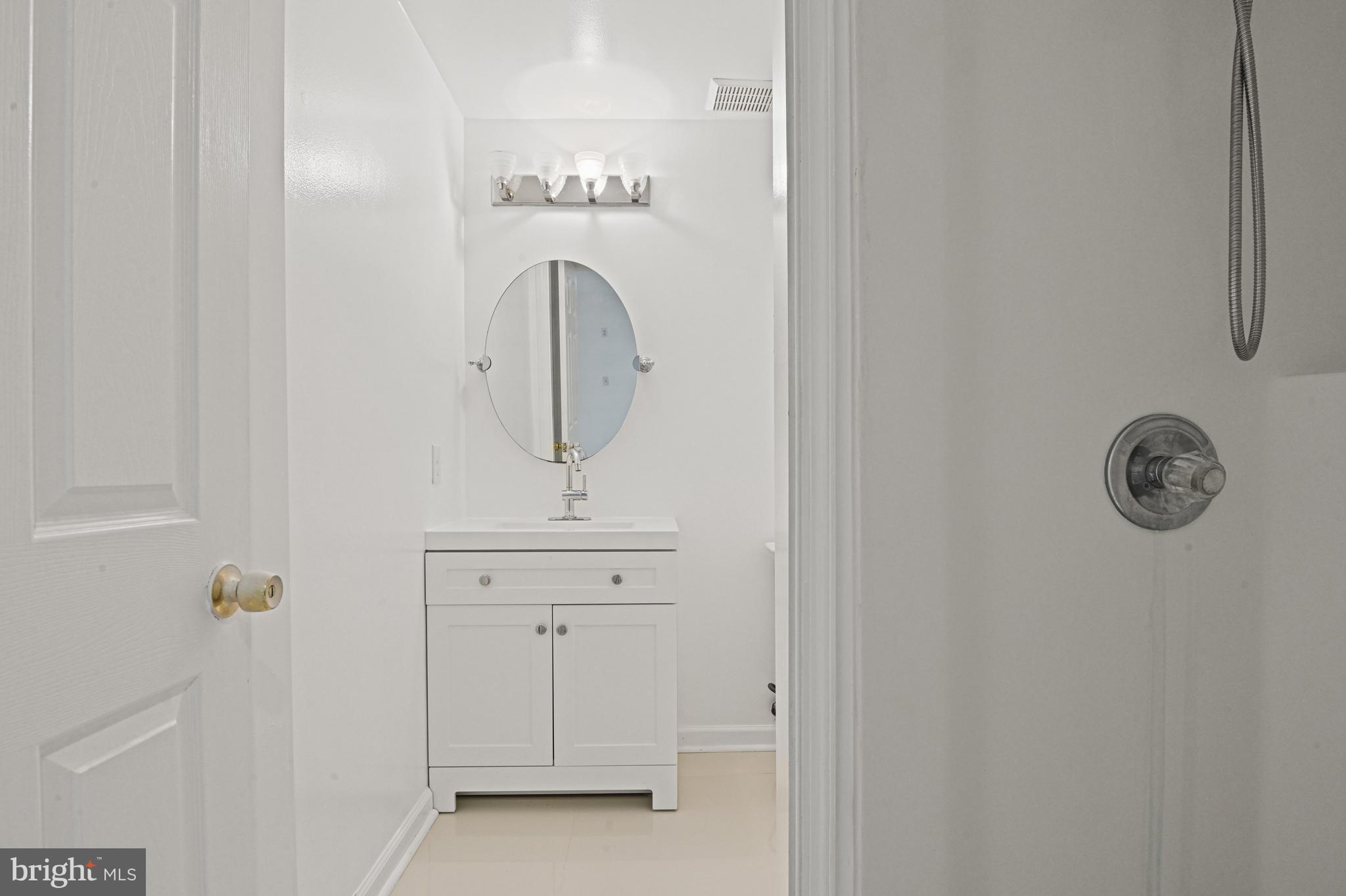 GOLDLEAF TERRACE - Residential