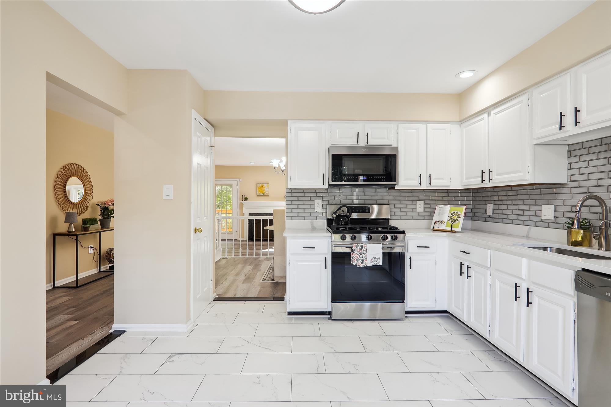 TIMBERLAWN - Residential