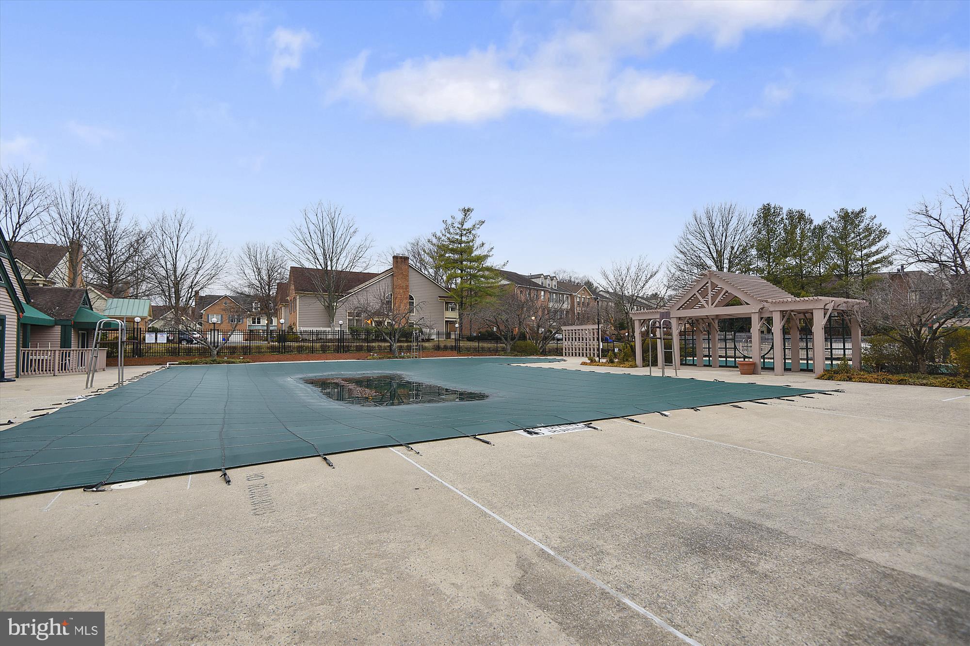 TIMBERLAWN - Residential