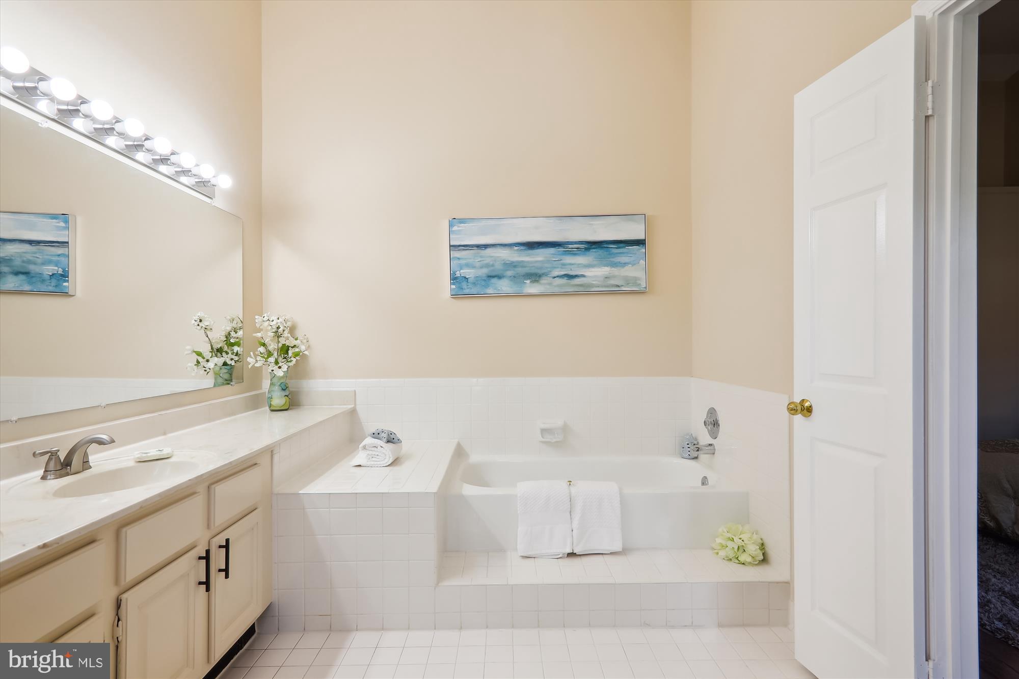 TIMBERLAWN - Residential