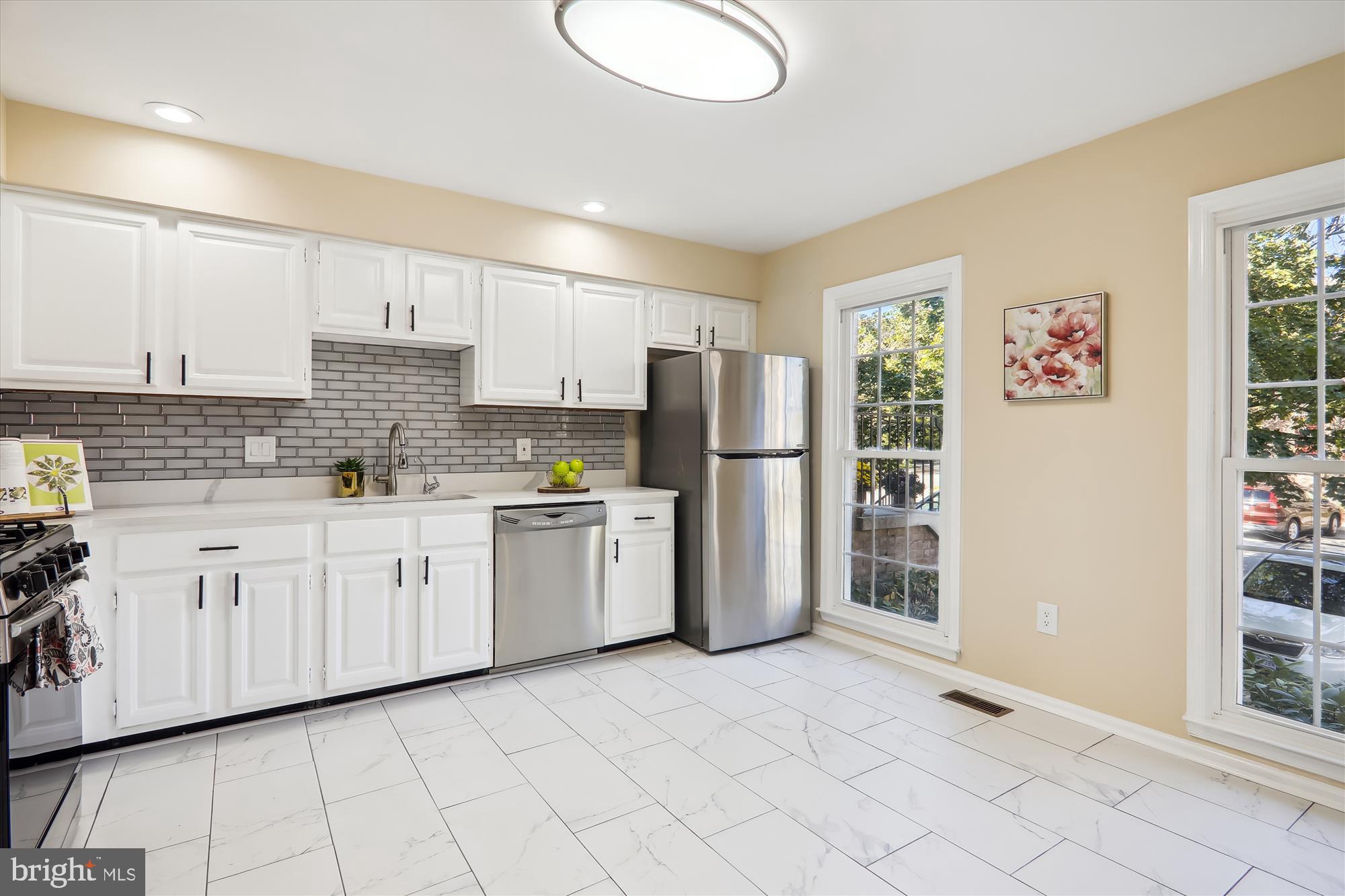 TIMBERLAWN - Residential