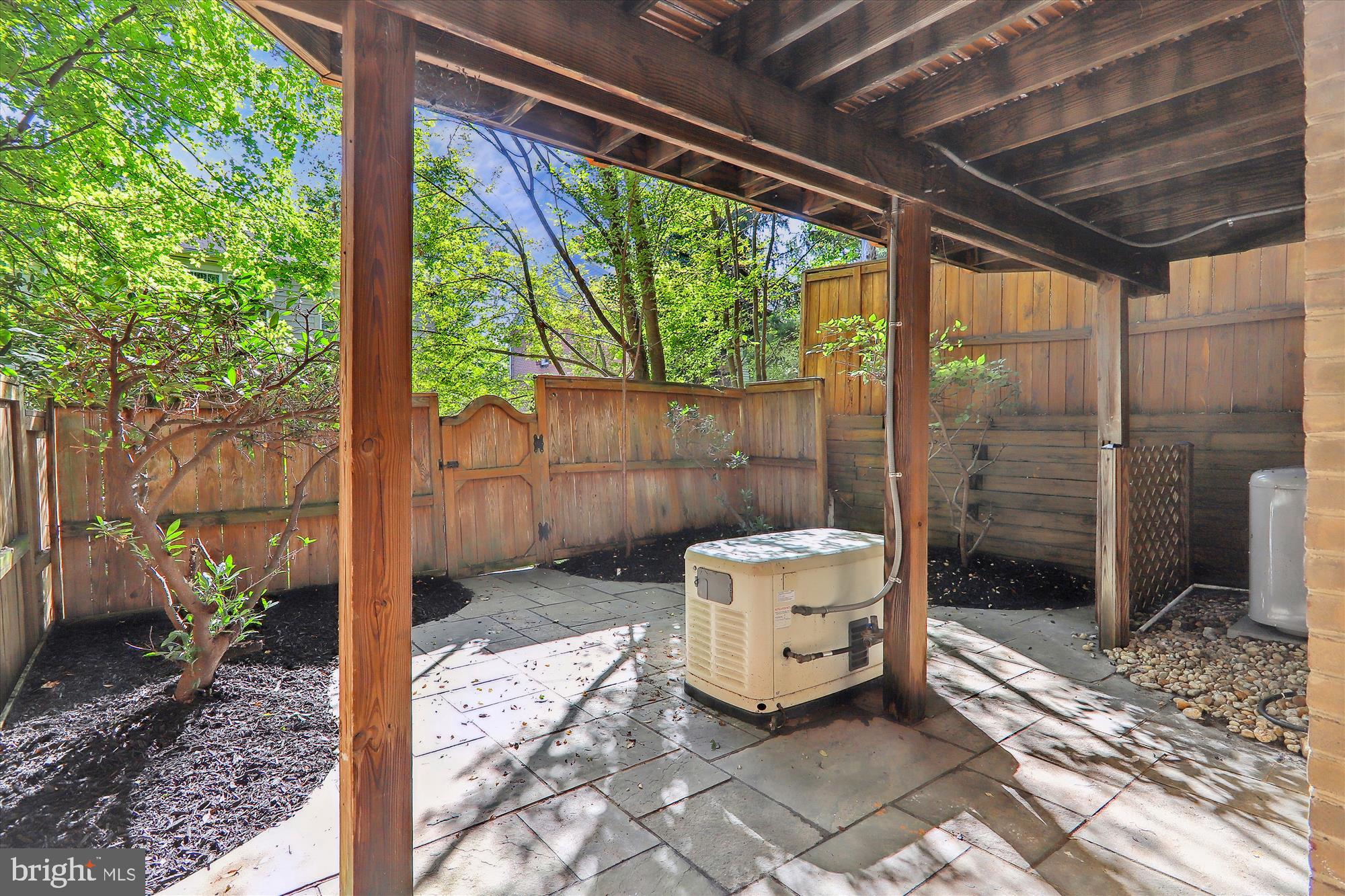 TIMBERLAWN - Residential