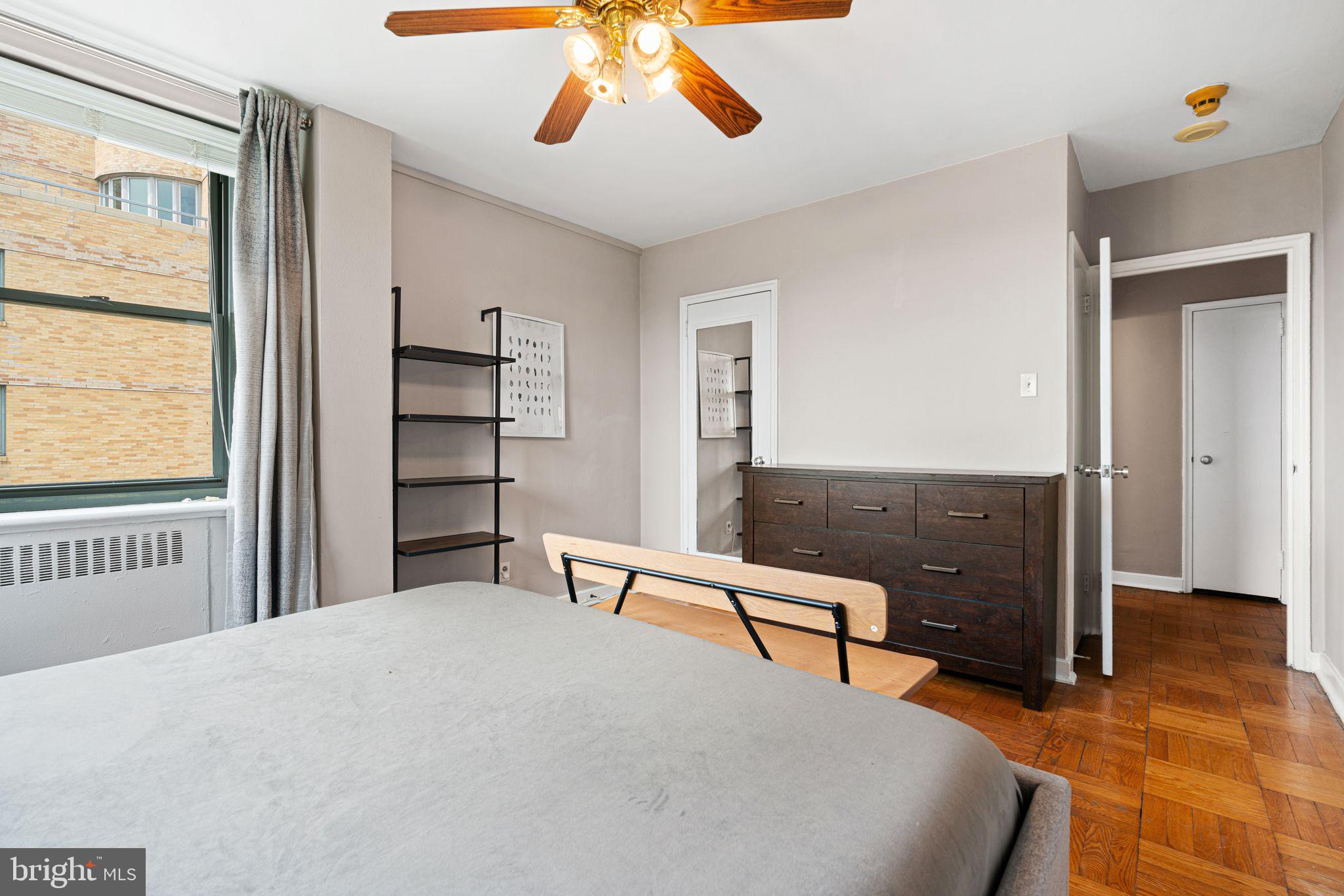 FAIRMOUNT - Residential