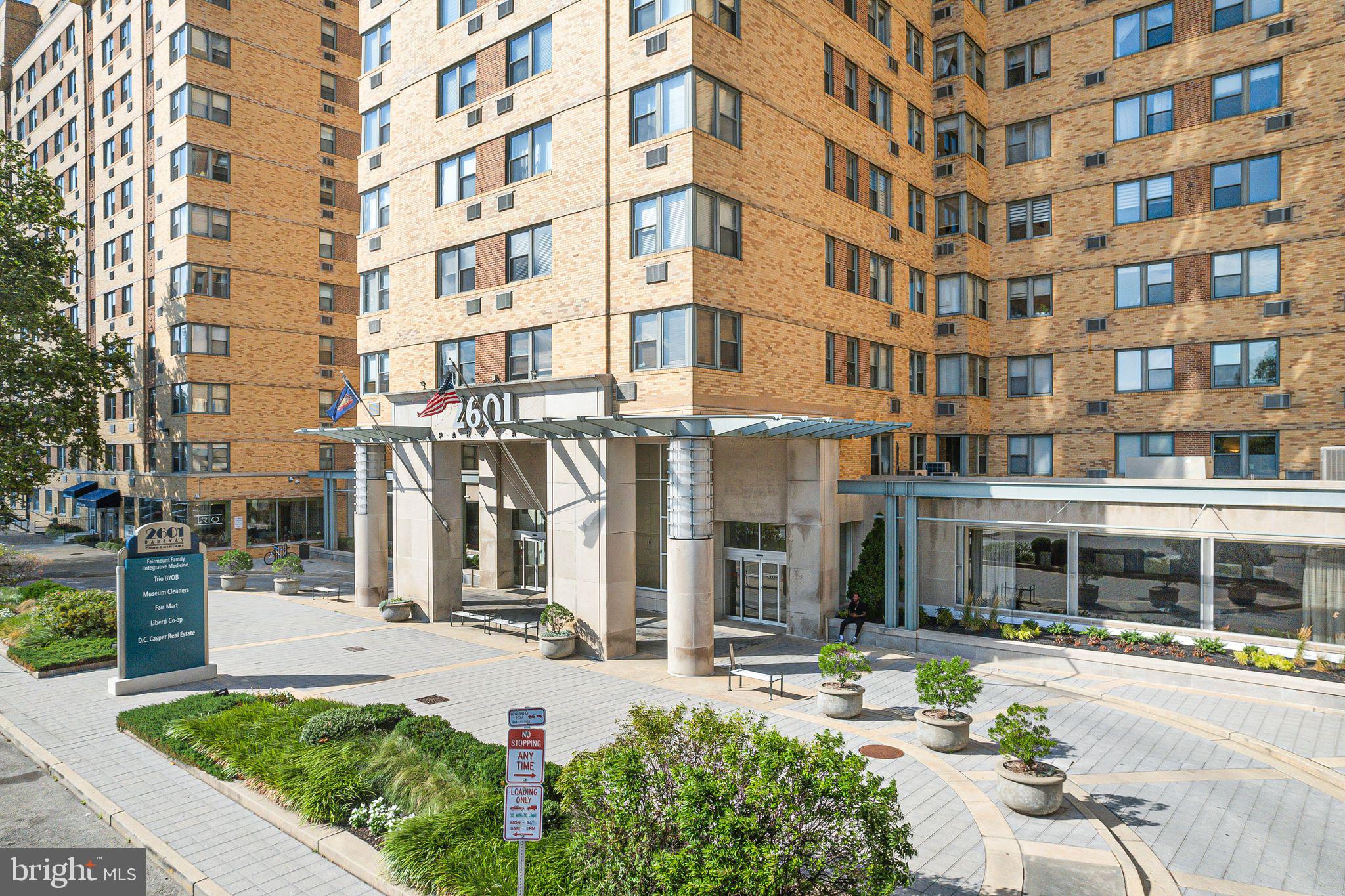 FAIRMOUNT - Residential