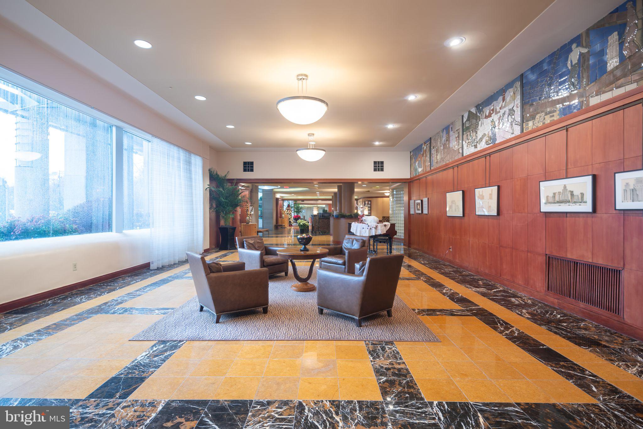 FAIRMOUNT - Residential