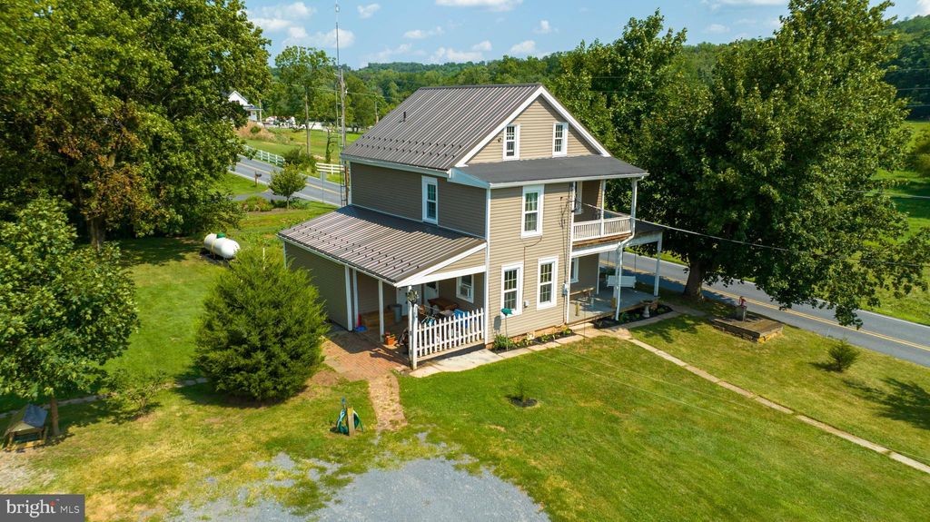 Photo of 985 SMOKESTOWN RD, DENVER, PA 17517 (MLS # PALA2039268)