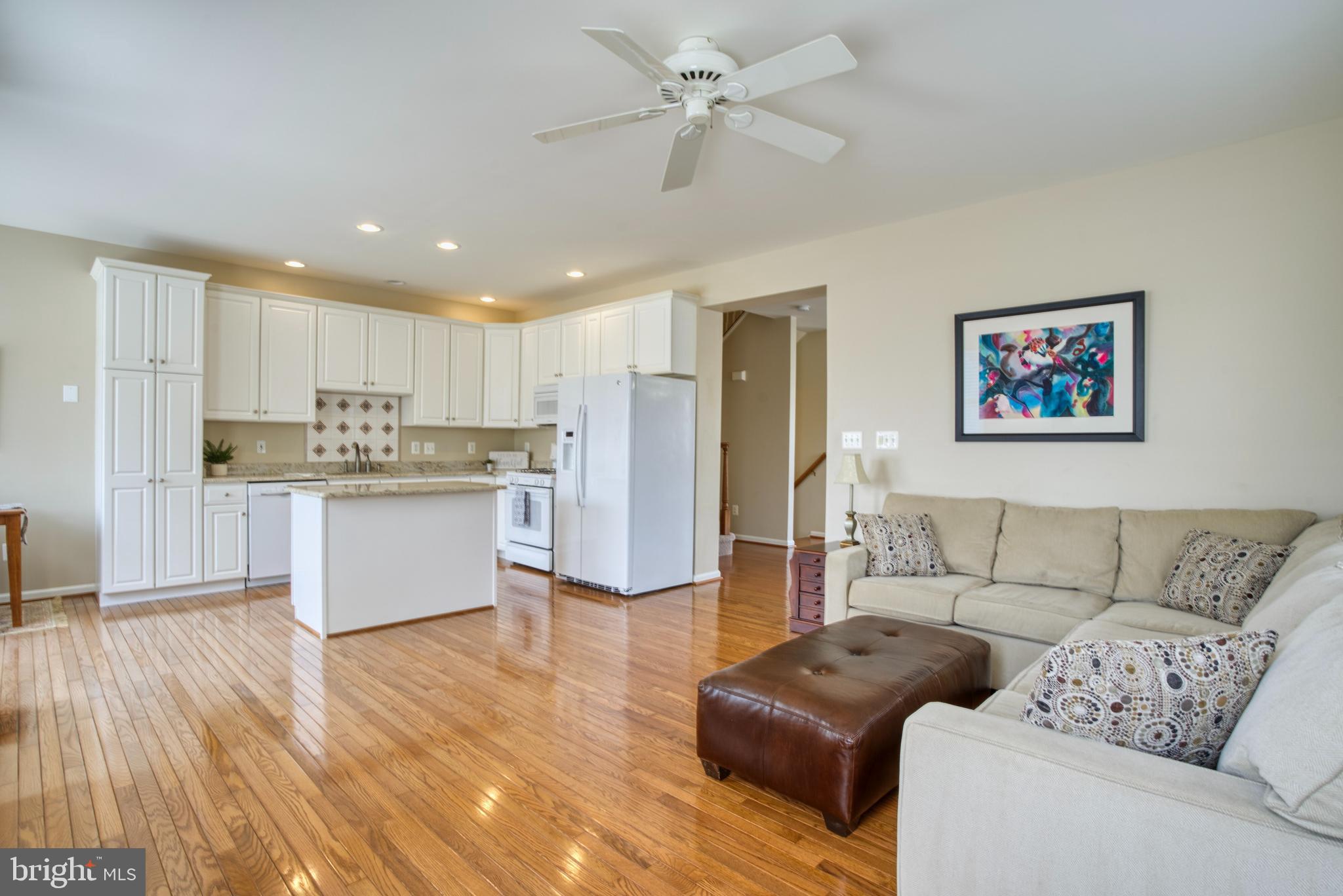 FARMWELL HUNT - Residential