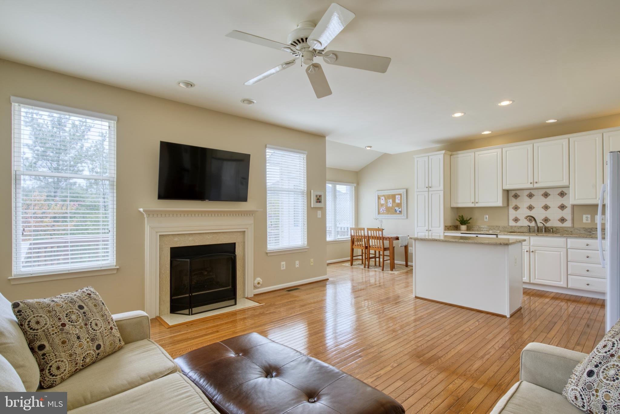 FARMWELL HUNT - Residential