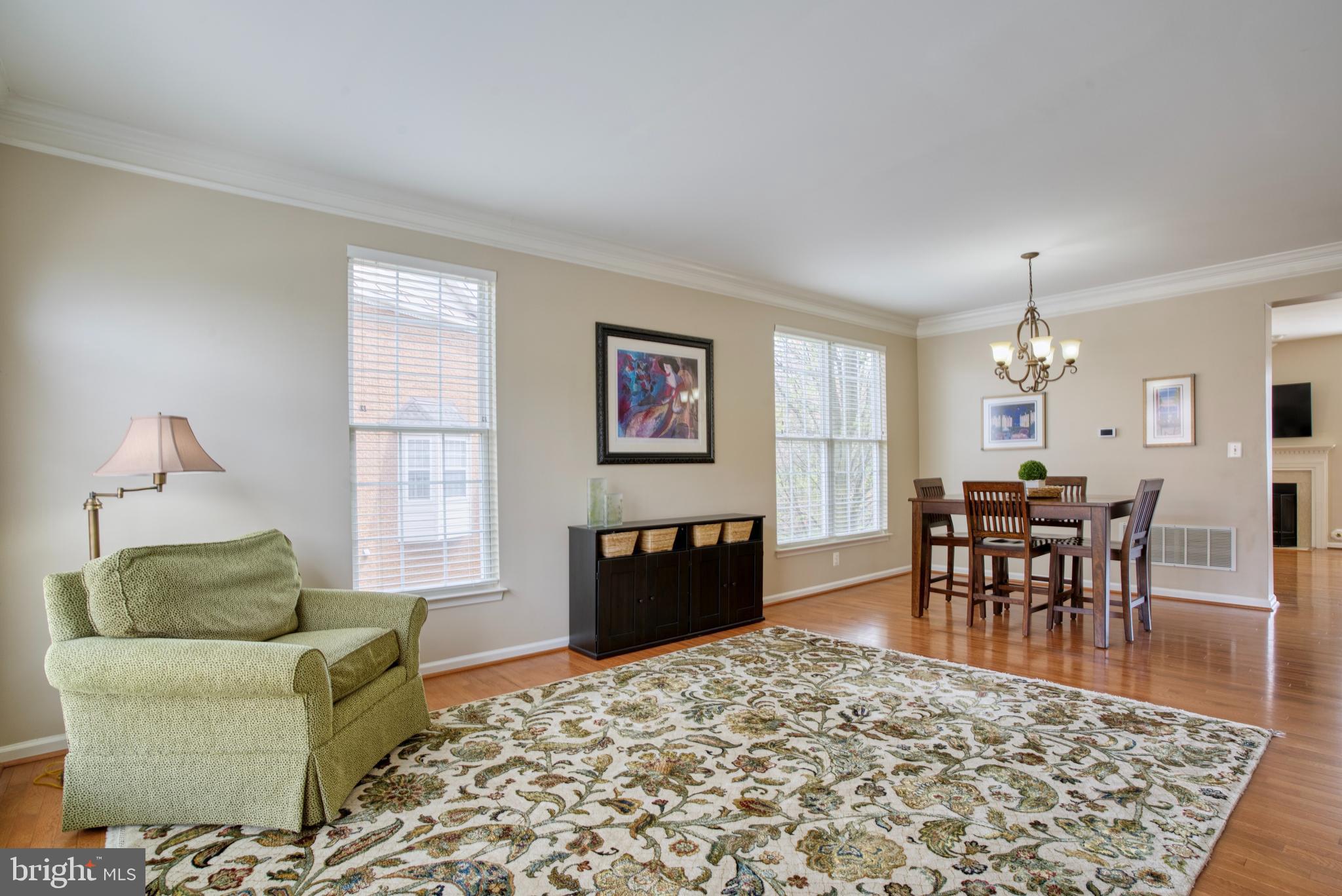 FARMWELL HUNT - Residential