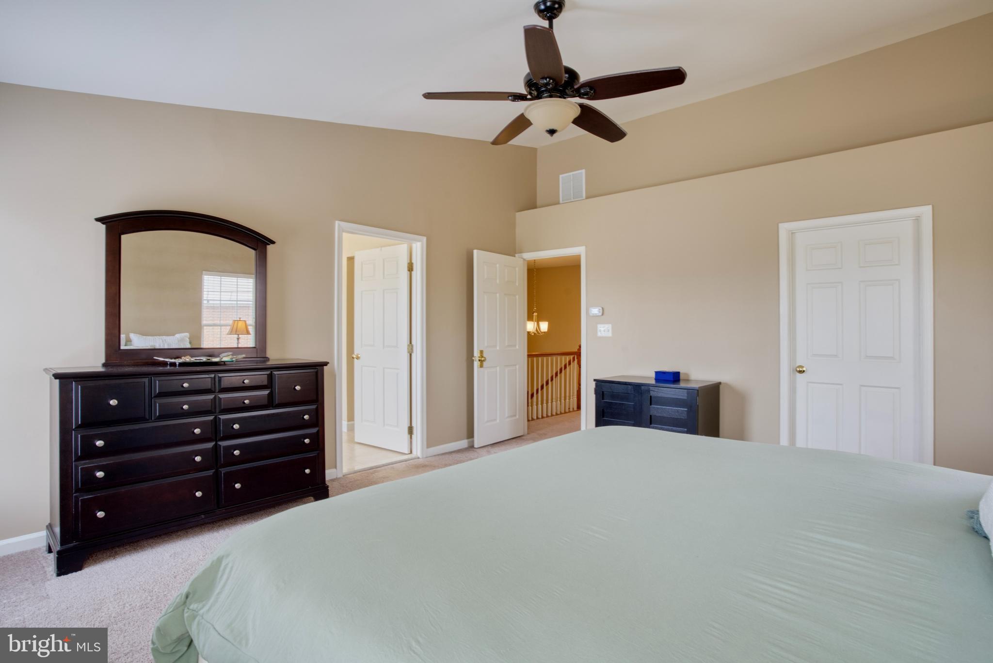 FARMWELL HUNT - Residential