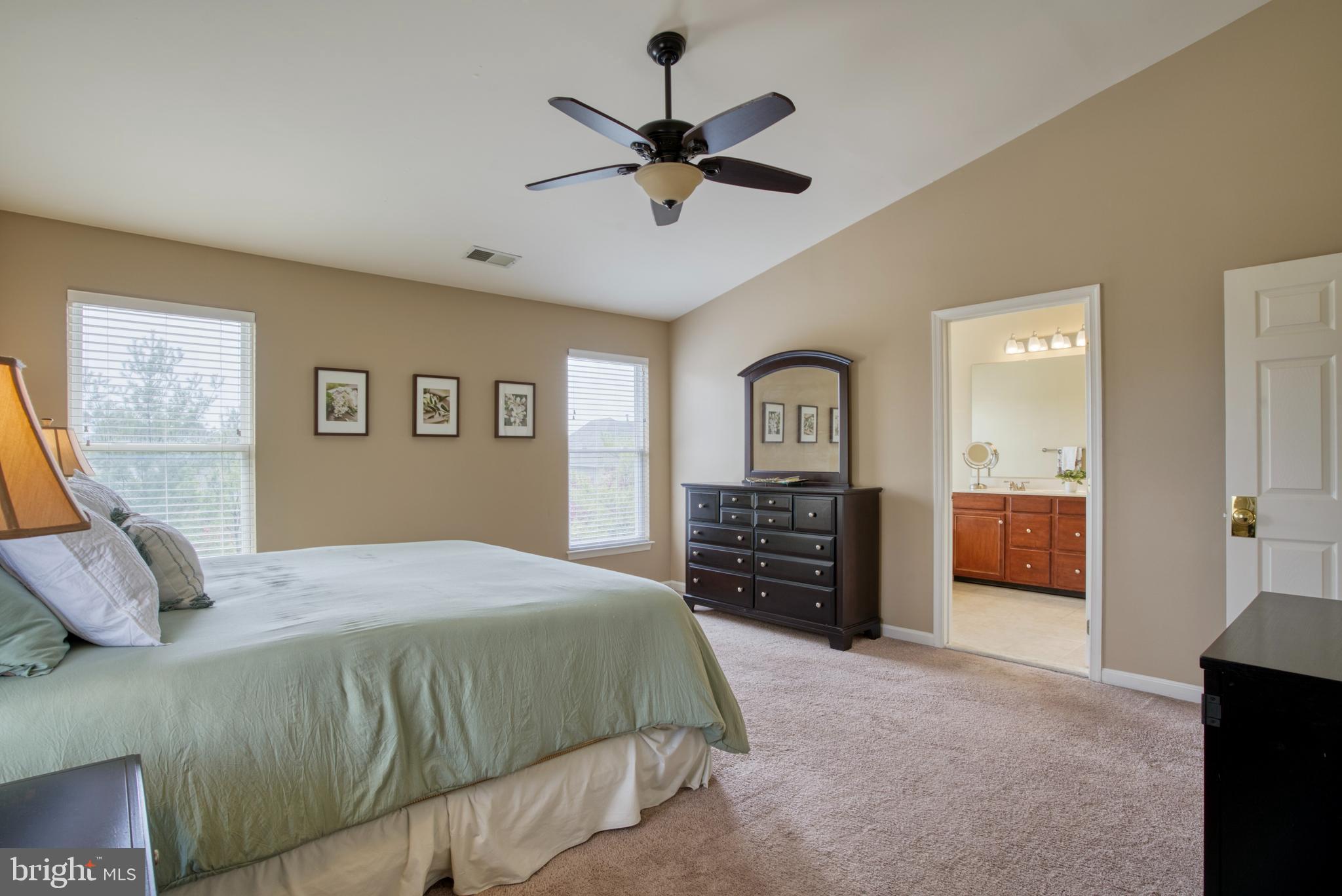 FARMWELL HUNT - Residential