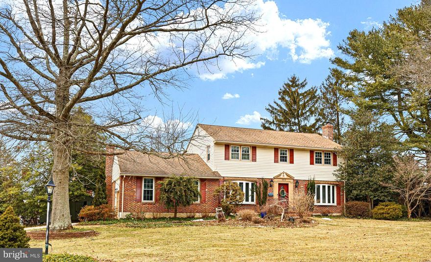 Welcome home to this prime North Wilmington location in the sought-after community of Chatham. This 4 bedroom, 2.5 bathroom Regent model home is ready for its next chapter and offers a wonderful blend of space, character, and thoughtful updates. You’re greeted upon entry by an oversized hallway leading to a formal living room featuring a beautiful bow window, wood-burning fireplace, and beautifully maintained hardwood floors that continue into the spacious dining room—perfect for hosting gatherings. Continuing through the main level, you’ll find a well-placed office space with conveniently located laundry. The eat-in kitchen offers bright custom wood cabinetry, tile flooring, a new kitchen faucet, plenty of storage, and a custom desk/coffee station with charming glass-front cabinets. Completing the main level is a cozy family room featuring a gas insert fireplace, two daylight domes that fill the space with natural light, and a pantry nook that provides access to the garage. The second floor offers a primary bedroom suite with an updated bathroom featuring a double shower and a walk-in closet. Three additional generously sized bedrooms, a bonus office/craft room, and an updated hall bathroom with an oversized tub complete this level. The lower level provides unfinished space ideal for storage, a workshop, or the opportunity to finish in the future for additional living space. A major update includes a new HVAC system installed in 2024. Outside, the fenced-in backyard offers wonderful space for entertaining, relaxing, or enjoying outdoor activities. This well-cared-for home offers a fantastic North Wilmington location convenient to parks, shopping, dining, and everyday amenities—making it a wonderful place to call home.