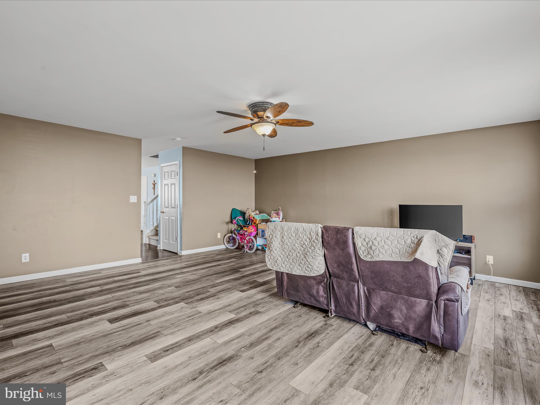 BUNKER HILL TOWNHOMES - Residential