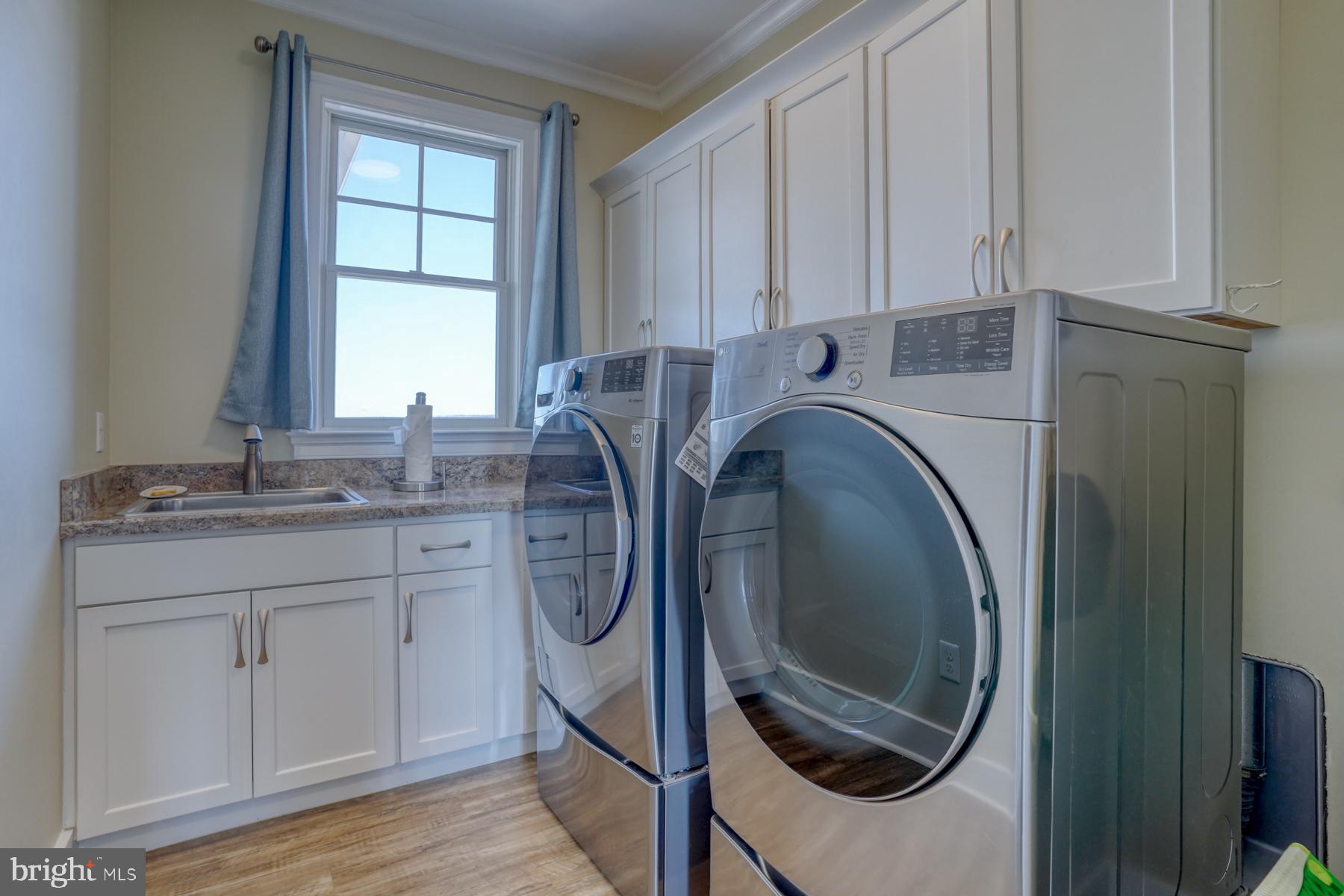 BACK BAY COVE - Residential