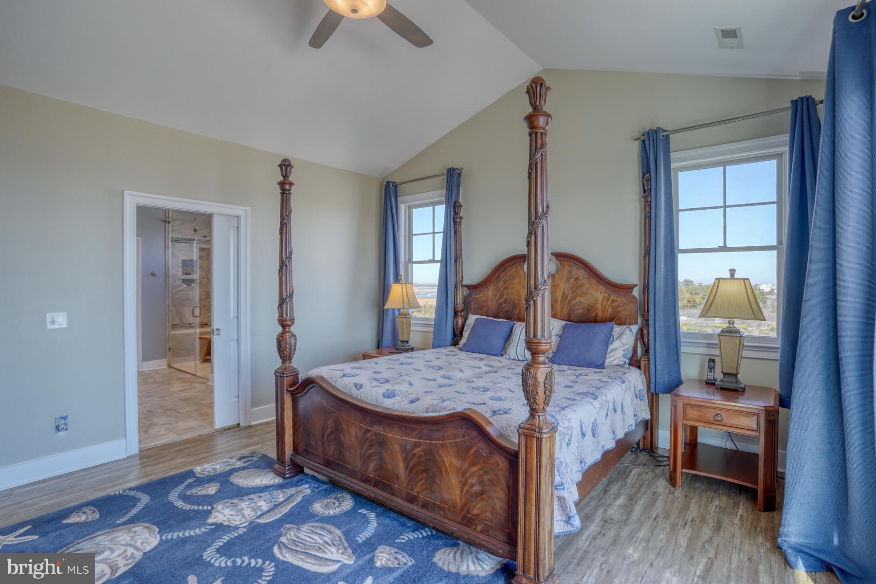 BACK BAY COVE - Residential