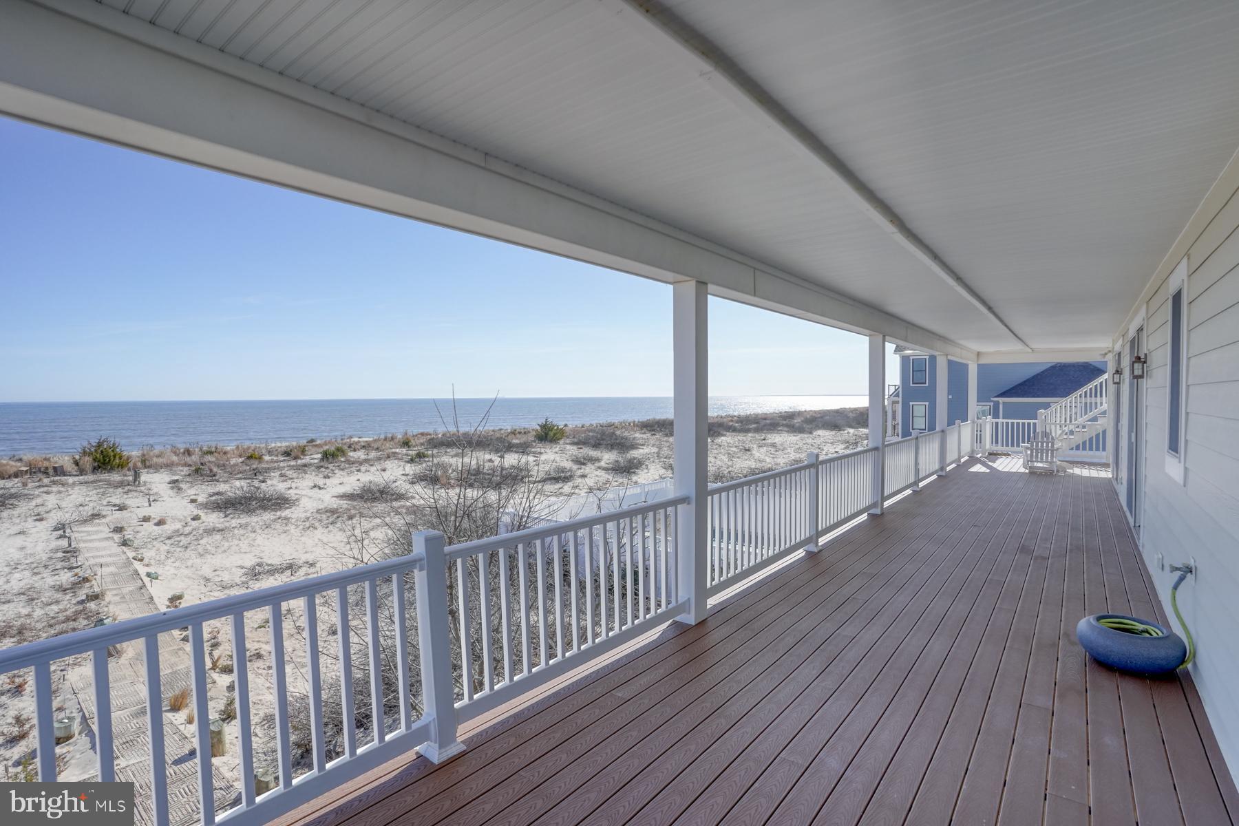 BACK BAY COVE - Residential