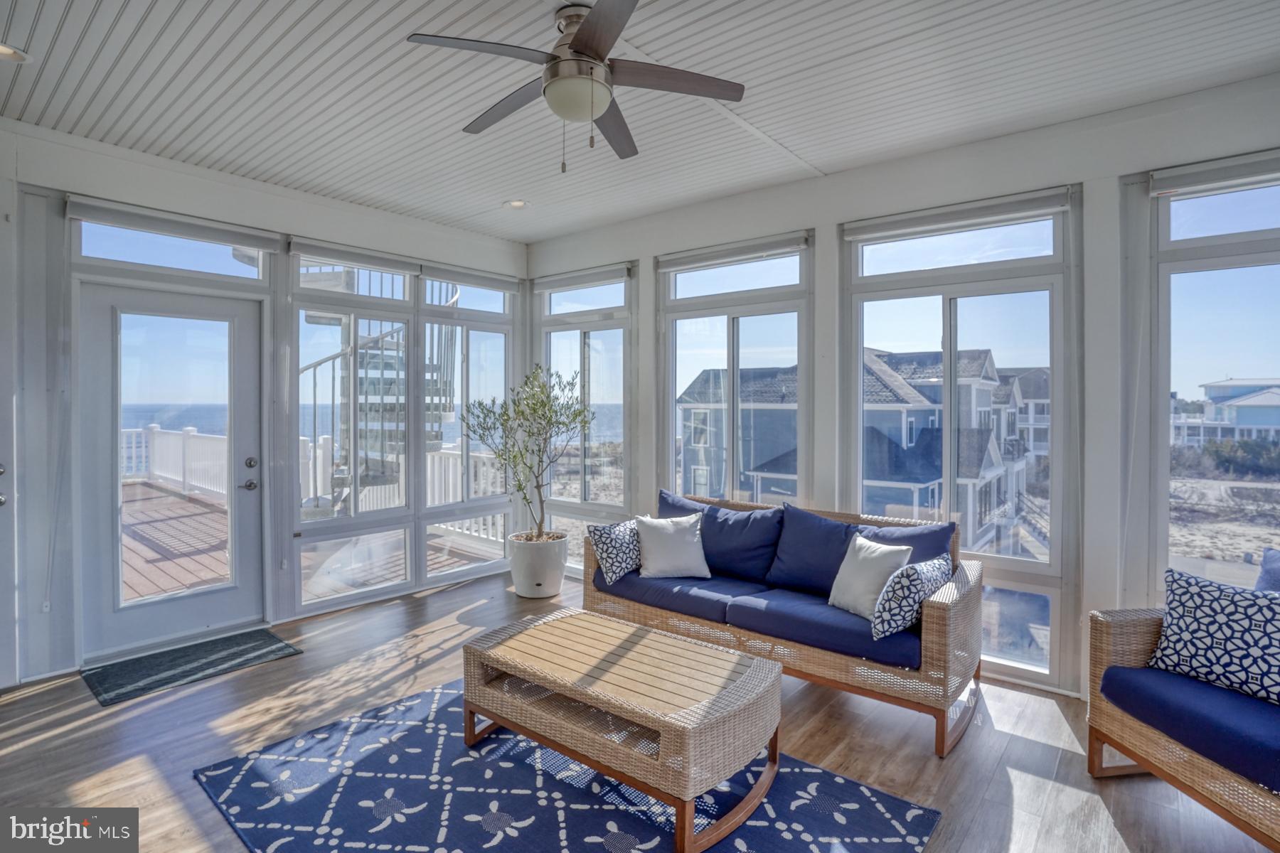 BACK BAY COVE - Residential