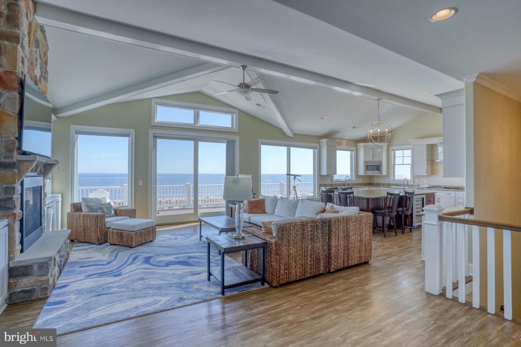 BACK BAY COVE - Residential