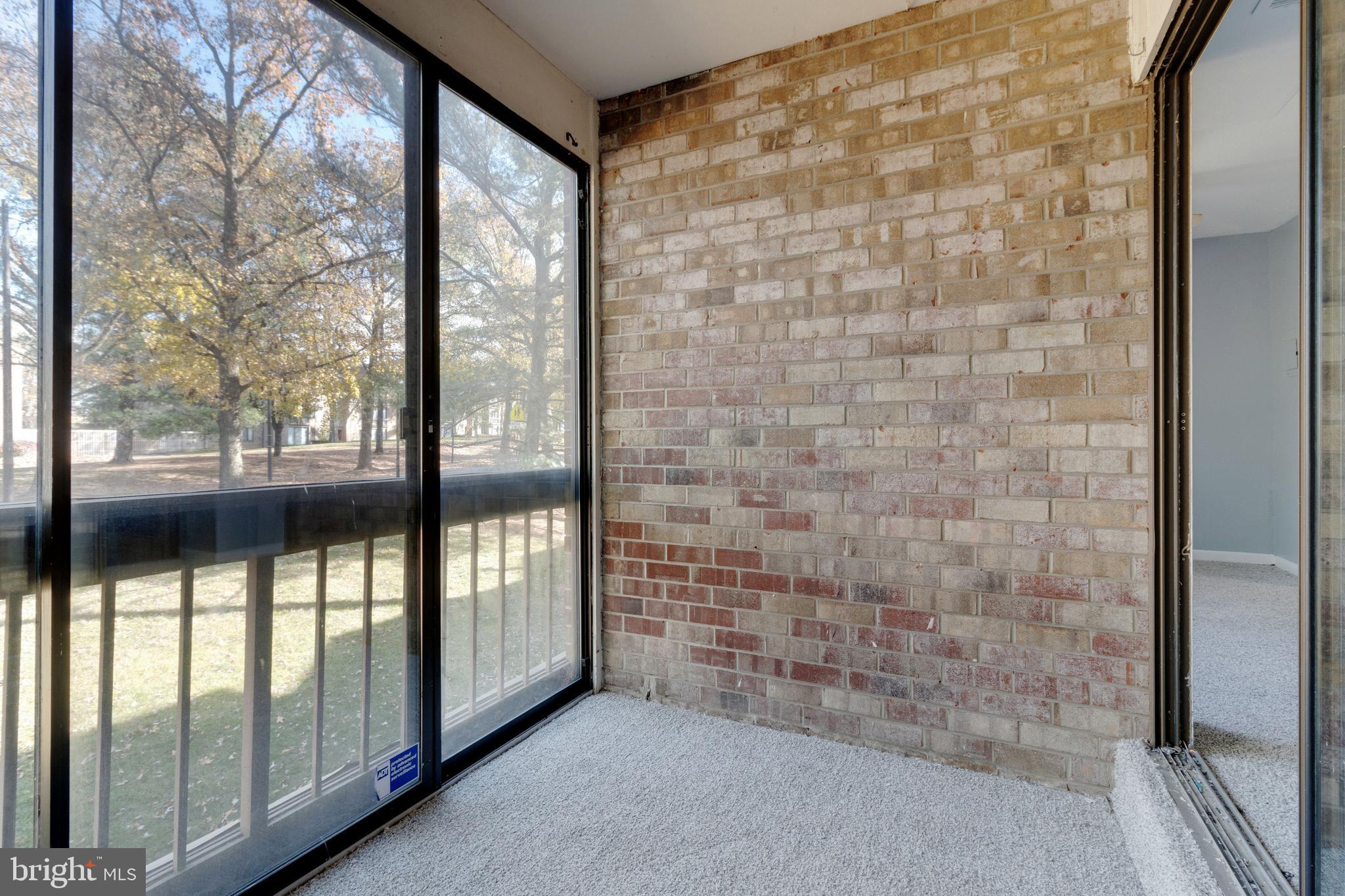 CROSS FOX - Residential