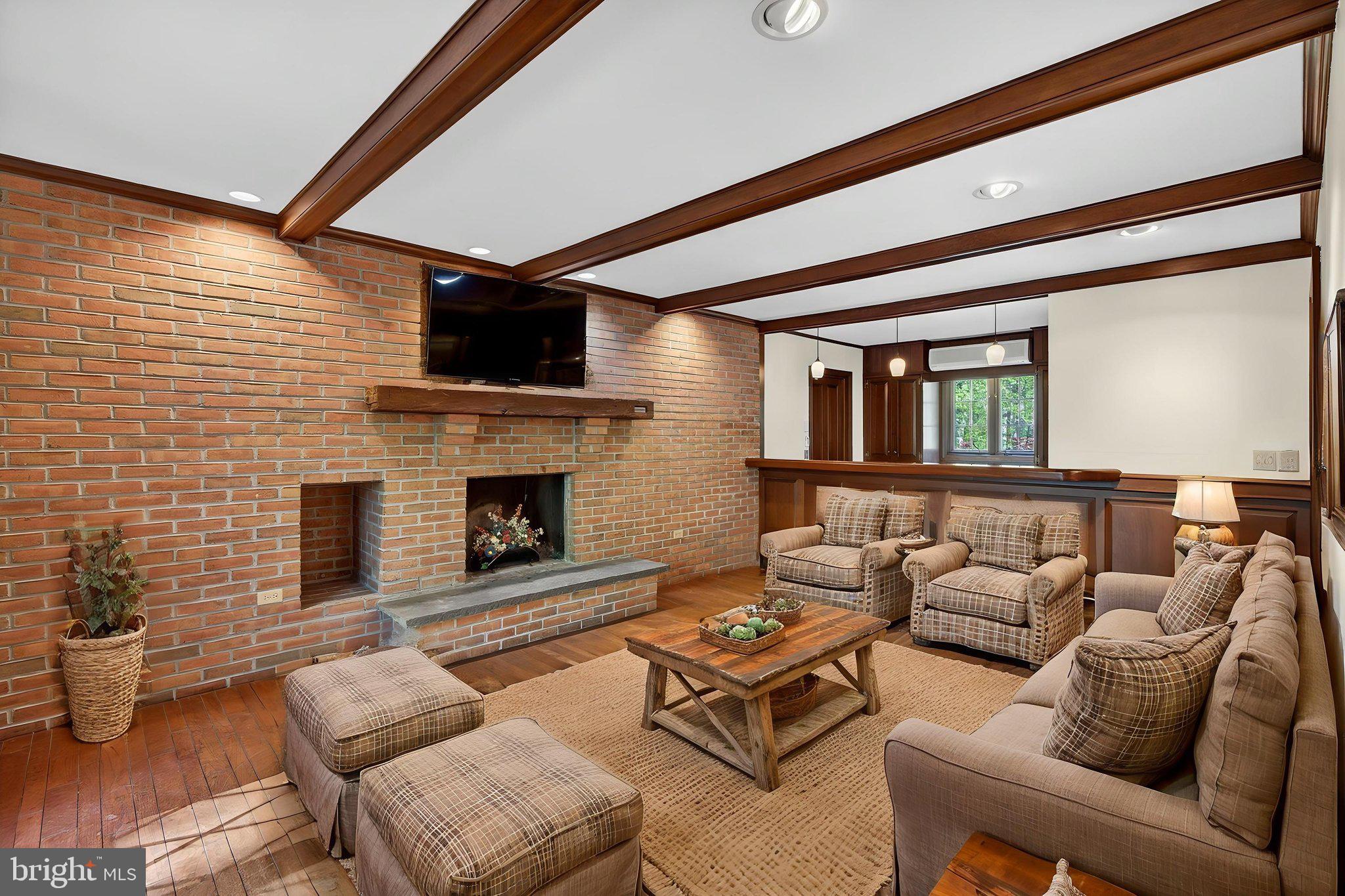 FOX RUN - Residential