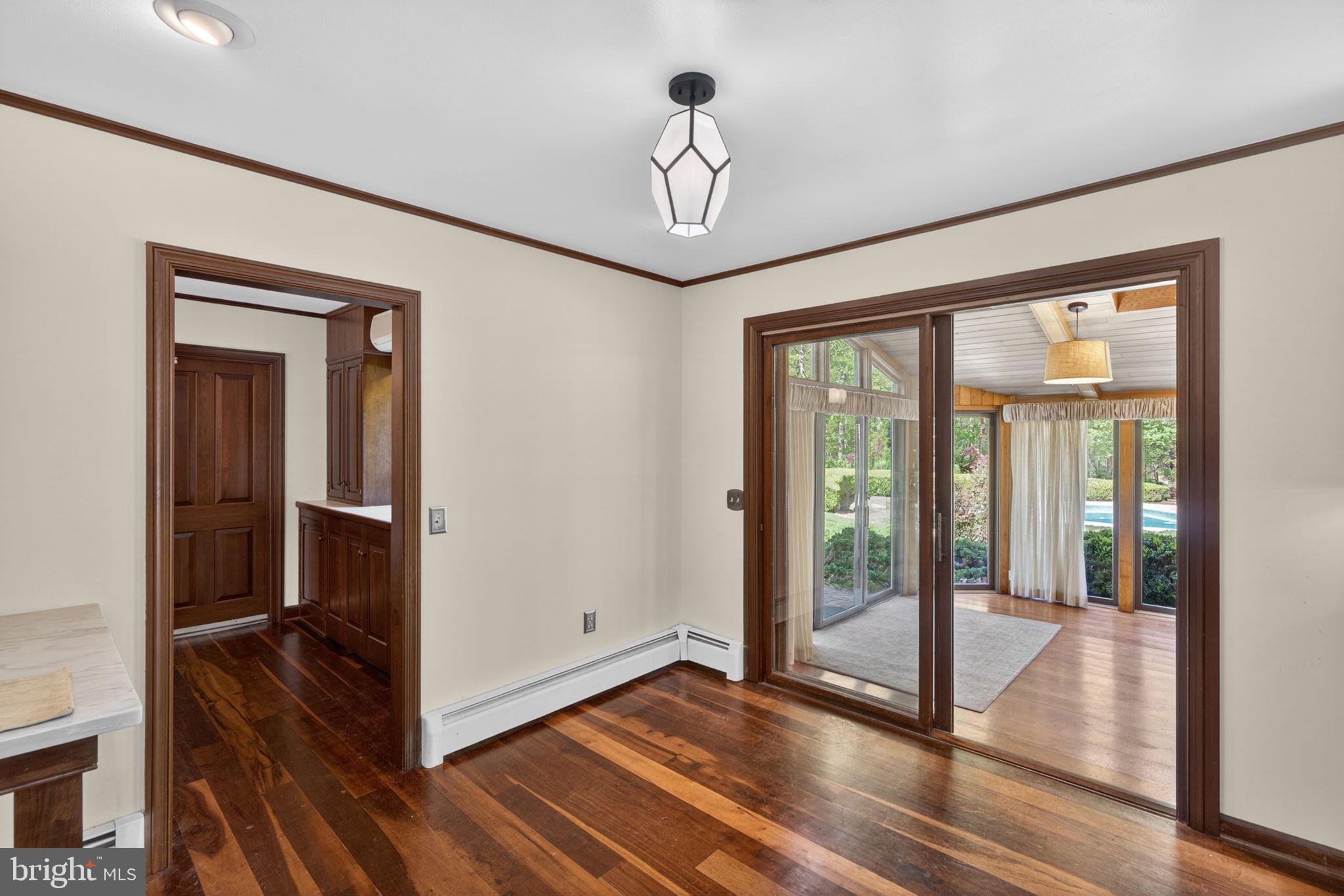 FOX RUN - Residential
