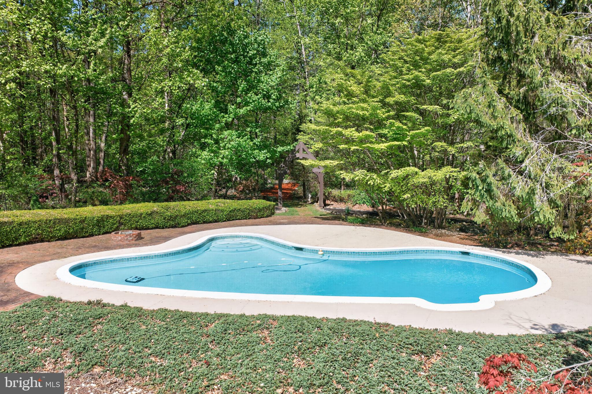 FOX RUN - Residential