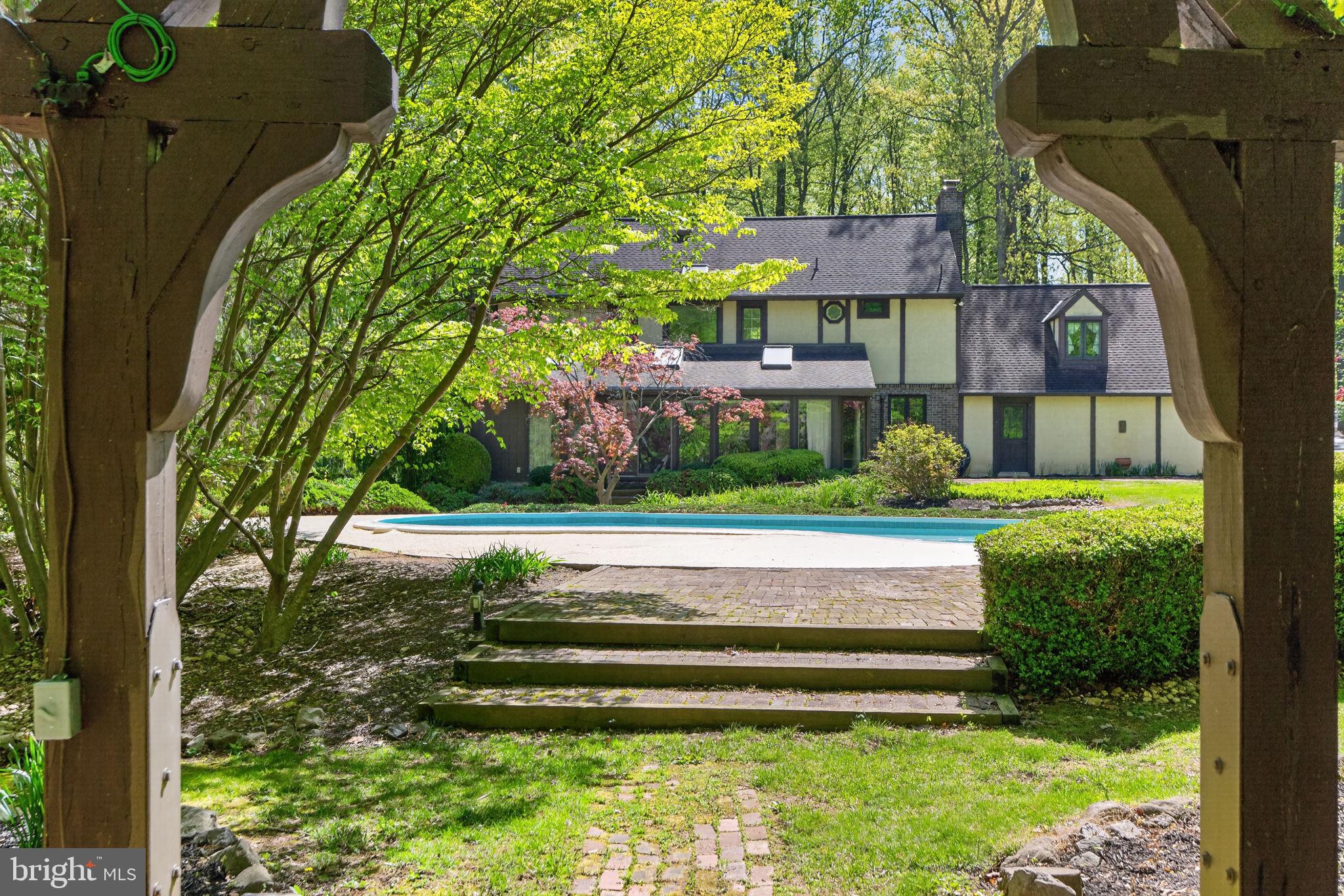 FOX RUN - Residential
