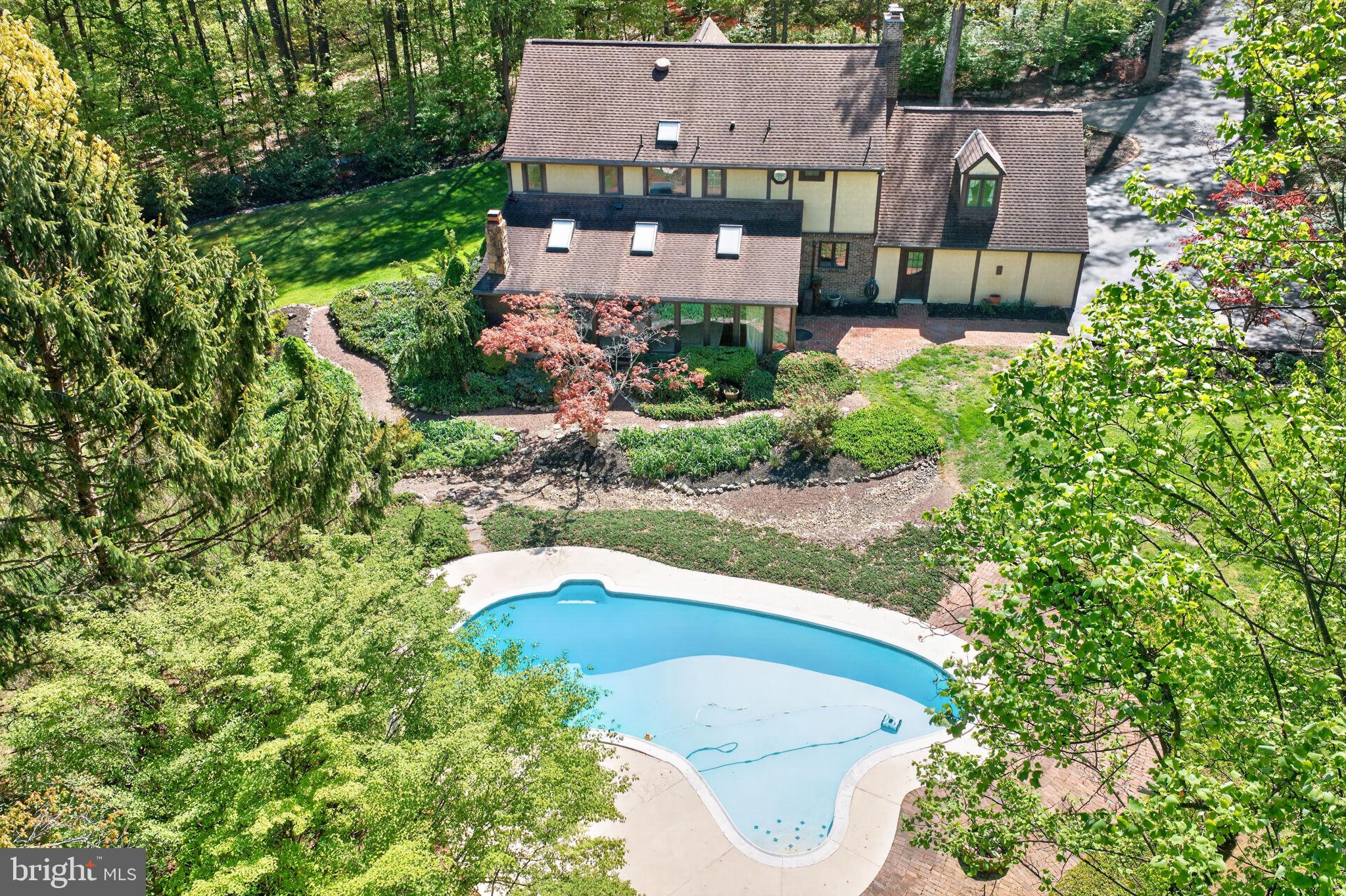 FOX RUN - Residential