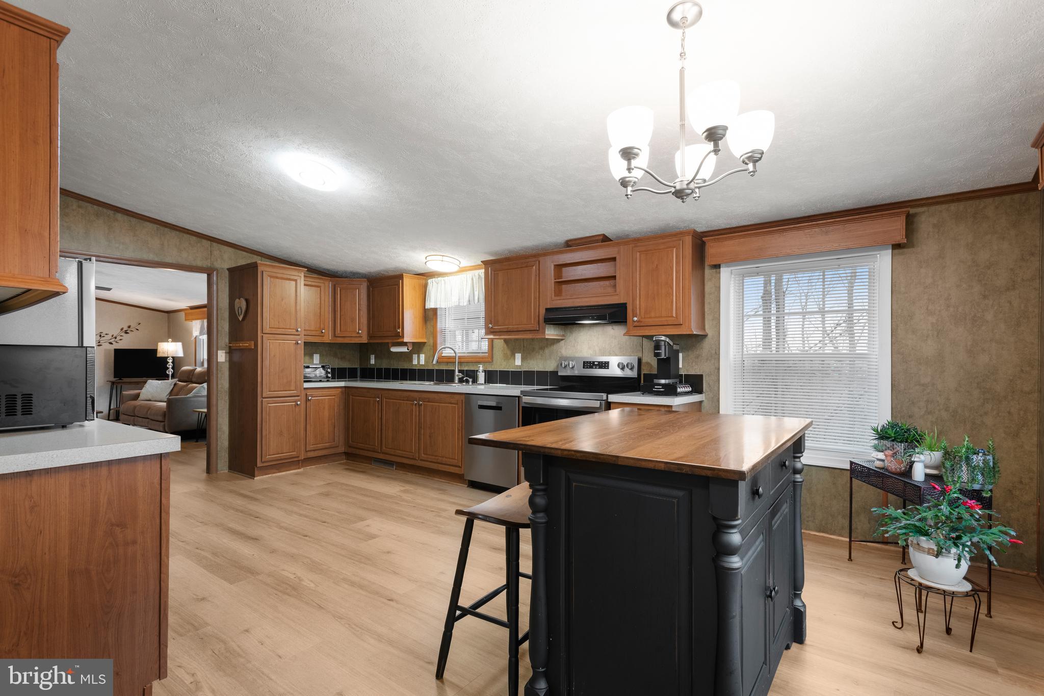 TRIPLE J MHP - Residential