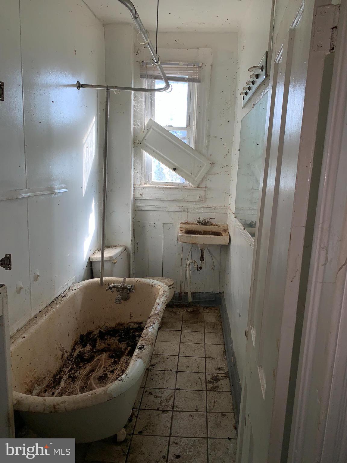 SHIPLEY HILL - Residential