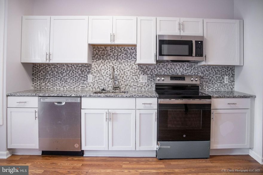 Well-maintained, thoughtfully updated, and ready for you to call home! Perfect for investment property or a place to call home. Freshly painted, spacious, and featuring a newly updated kitchen. This home offers 2 large bedrooms and a den/office. The basement is a blank canvas with a new washer and dryer included. Move-in ready and full of charm, this home is waiting for its next chapter.