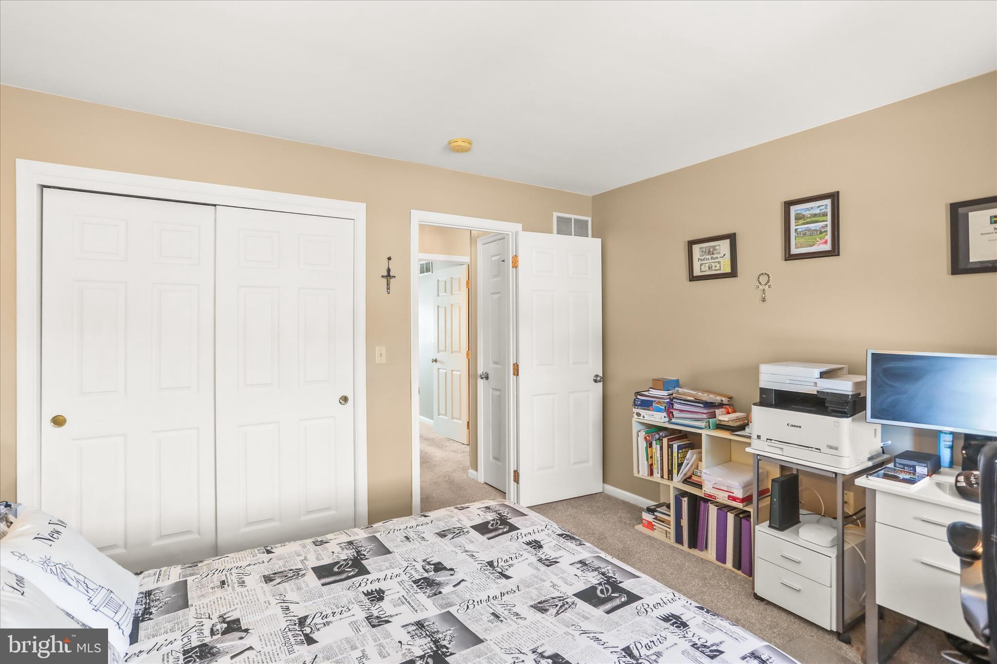 WOLFS RUN - Residential