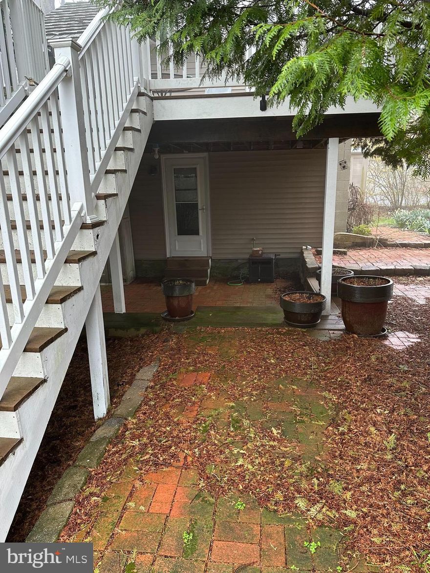 One Bed Efficiency - On Blue Ridge Summit very nice Unit well Maintained. Horseshoe Driveway. 
No Smoking