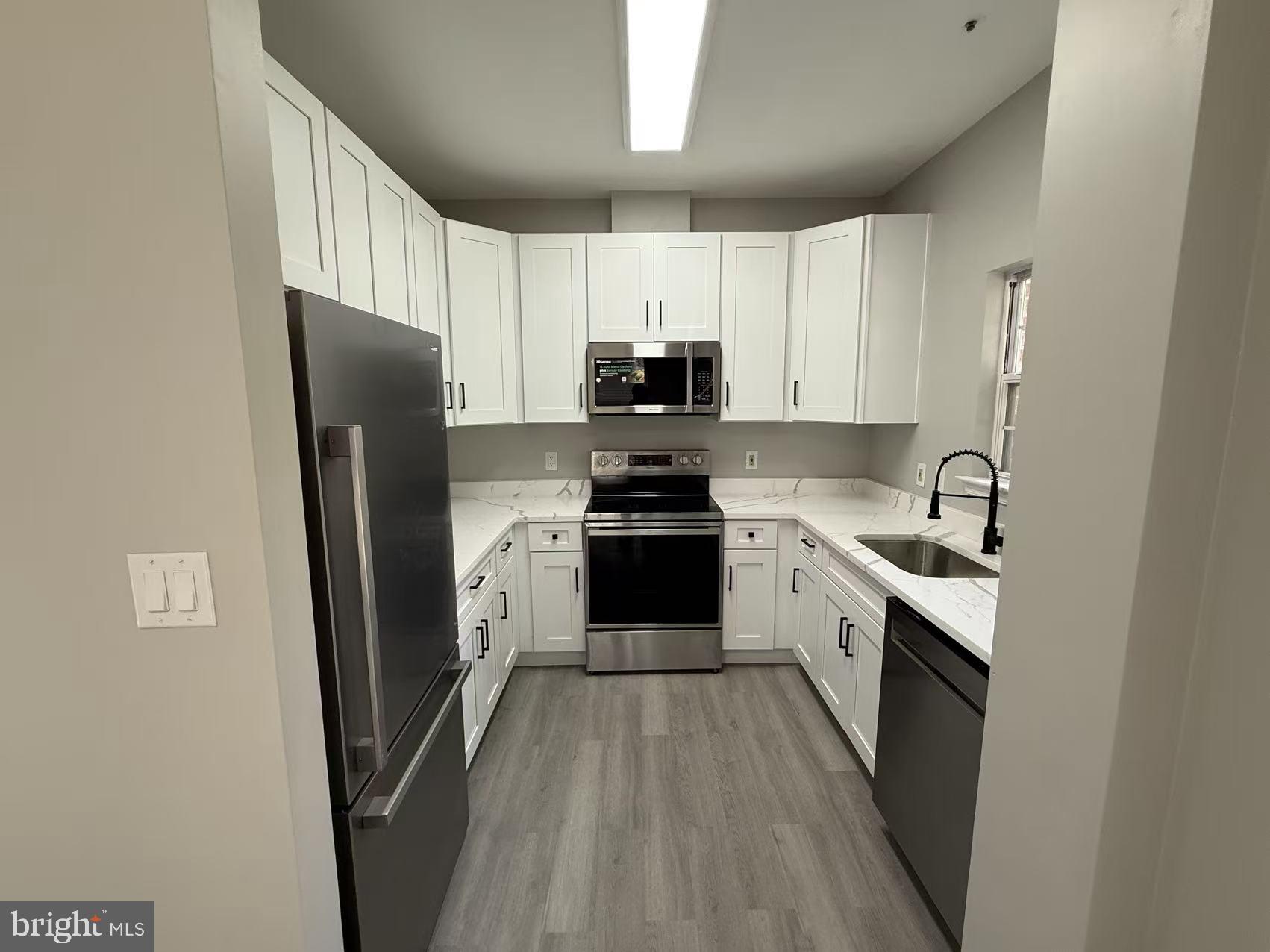 SILVERBROOK FARMS - Residential