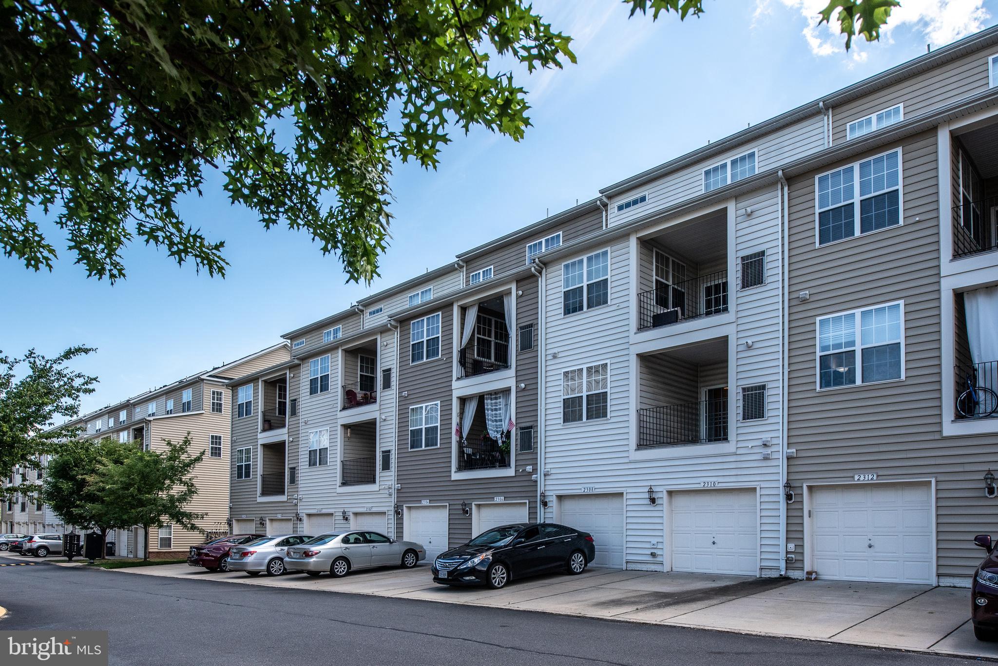 POTOMAC CLUB - Residential