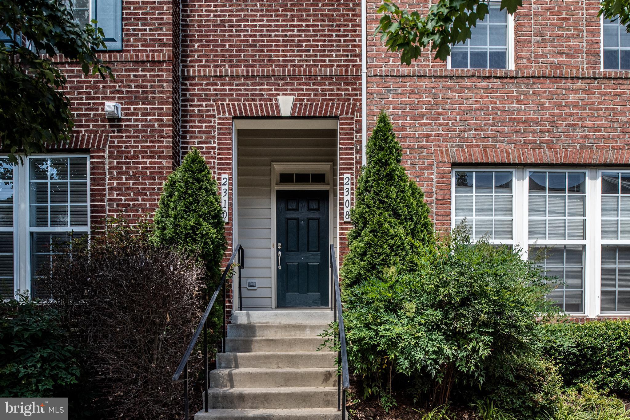 POTOMAC CLUB - Residential