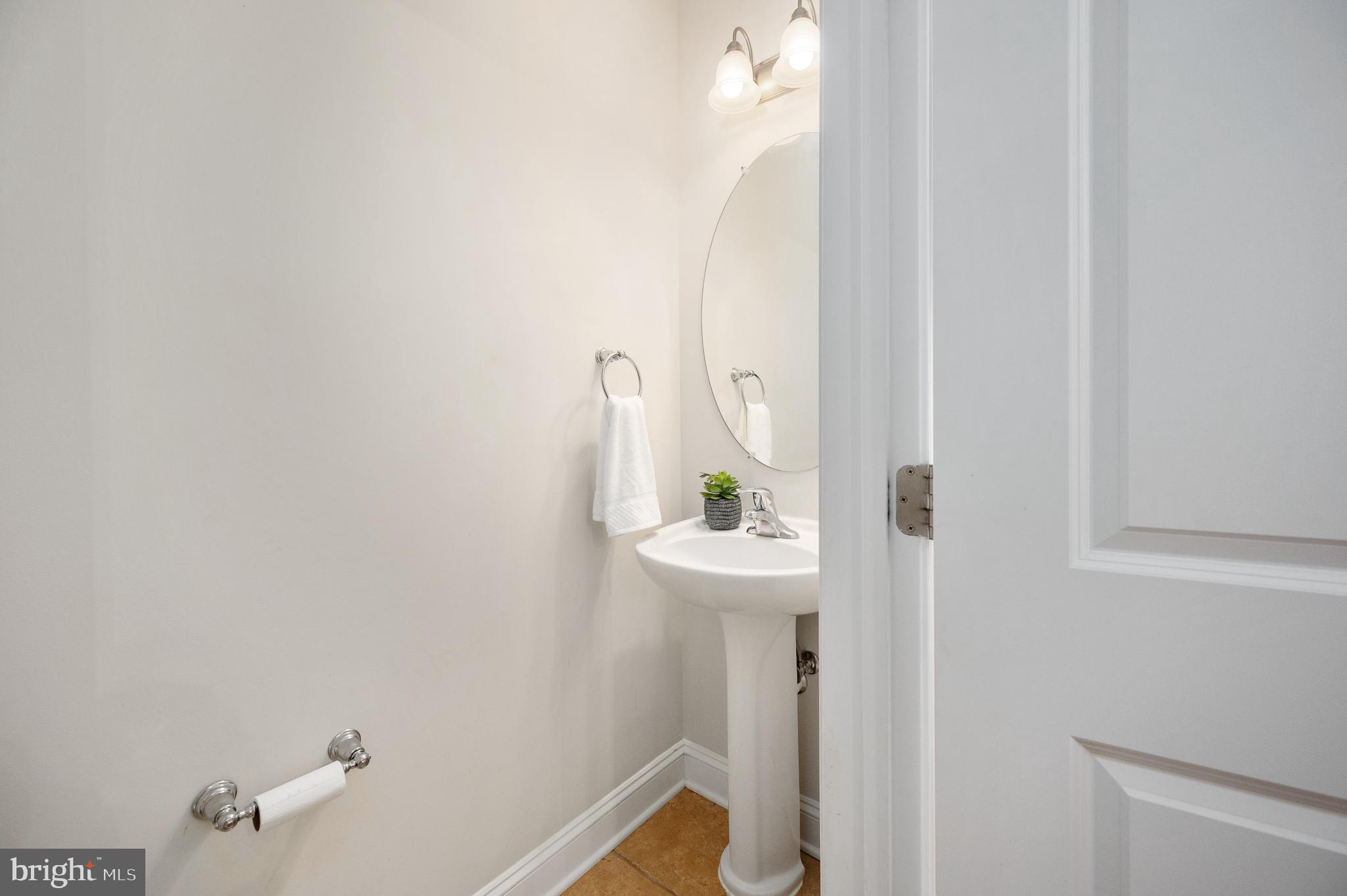 POTOMAC CLUB - Residential