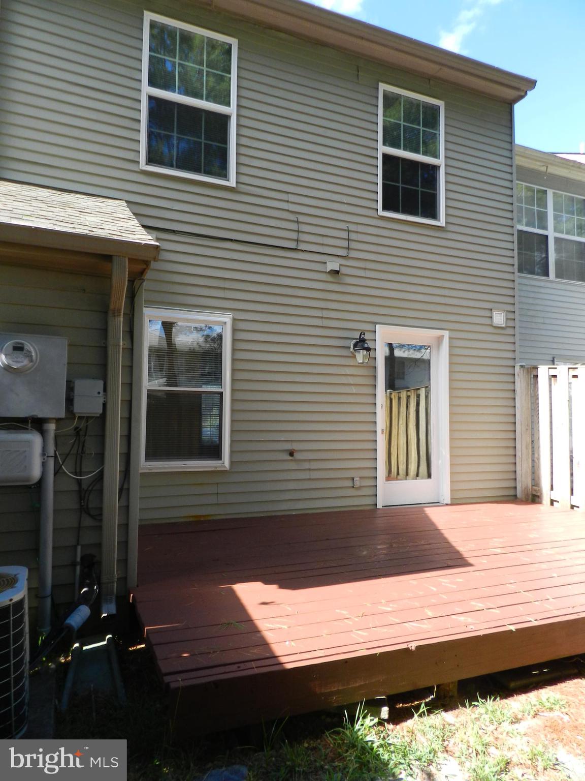 FAIRVIEW COMMONS - Residential Lease