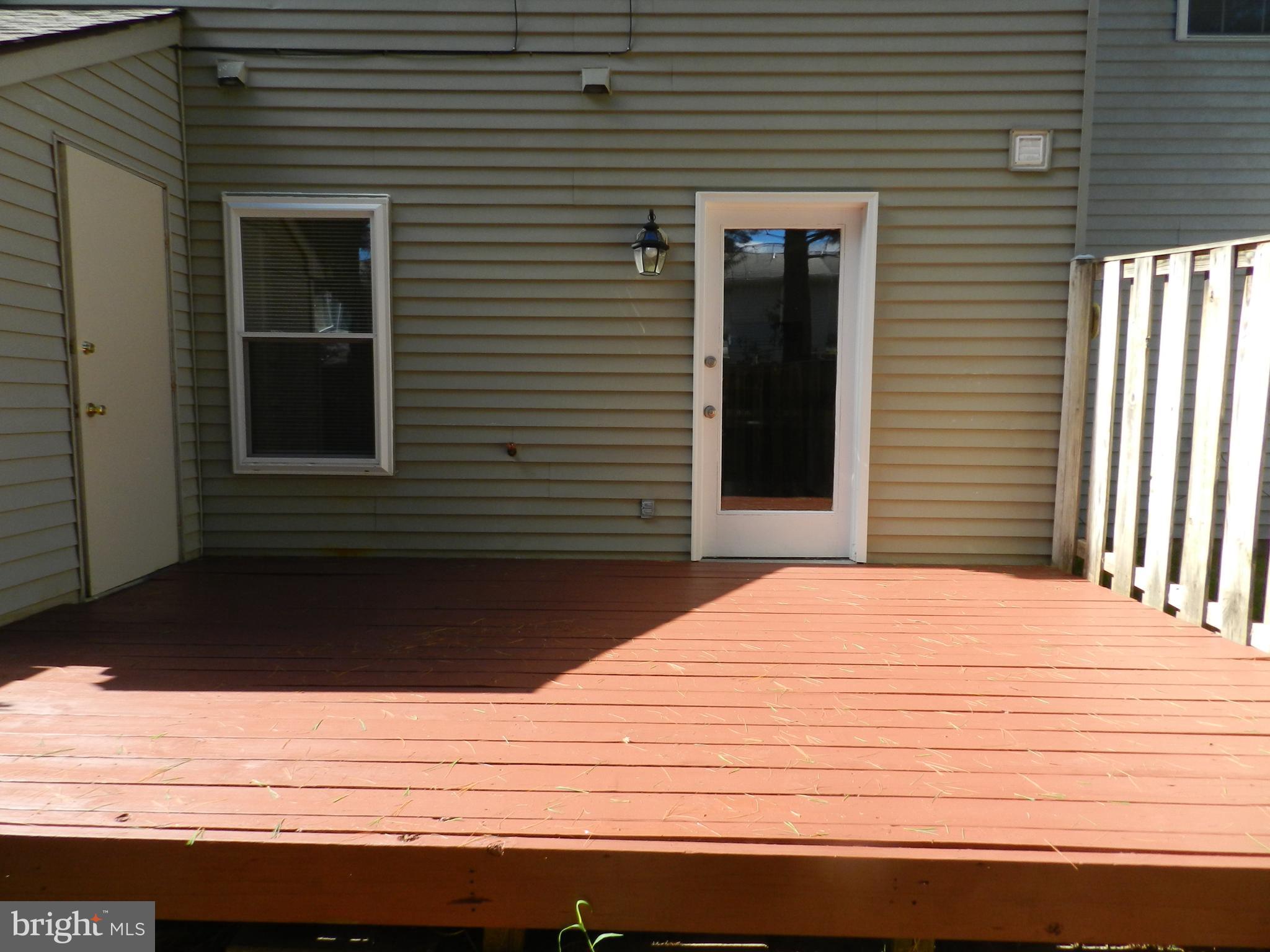 FAIRVIEW COMMONS - Residential Lease